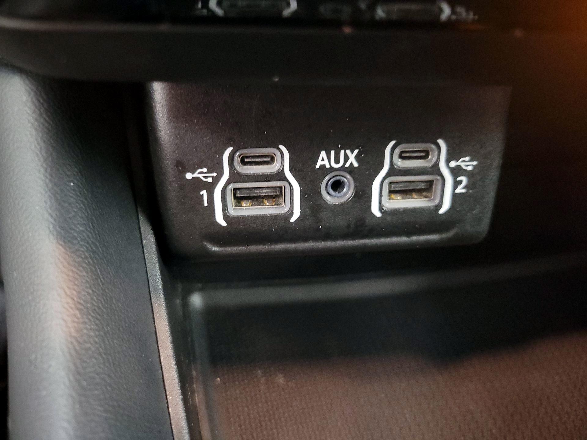 Thumbnail: 2023 Dodge Durango - 18