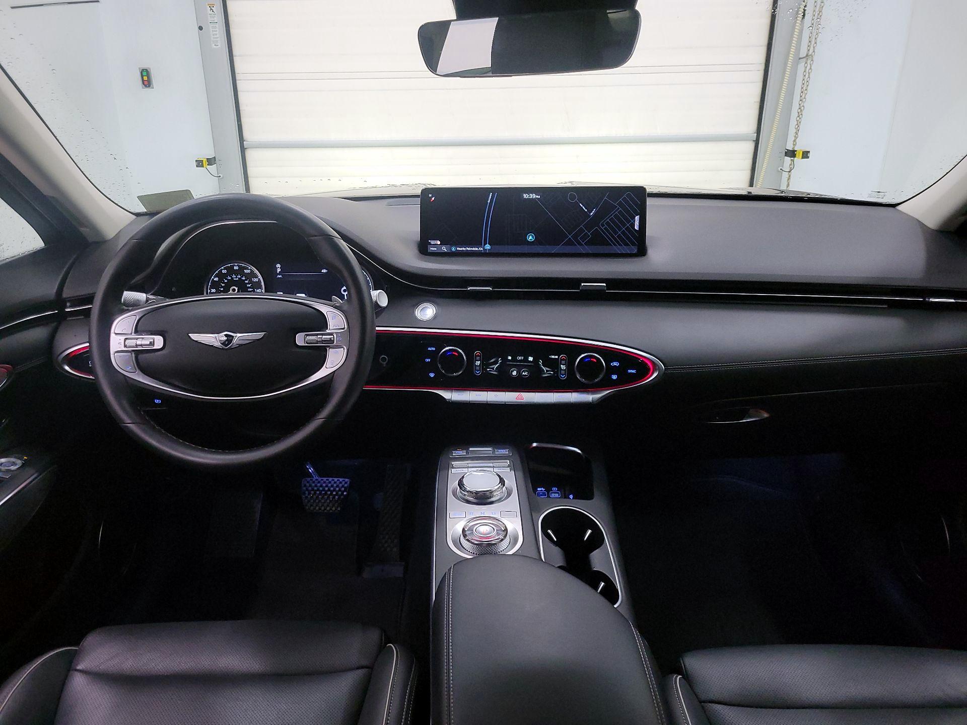 Thumbnail: 2023 Genesis GV70 - 9