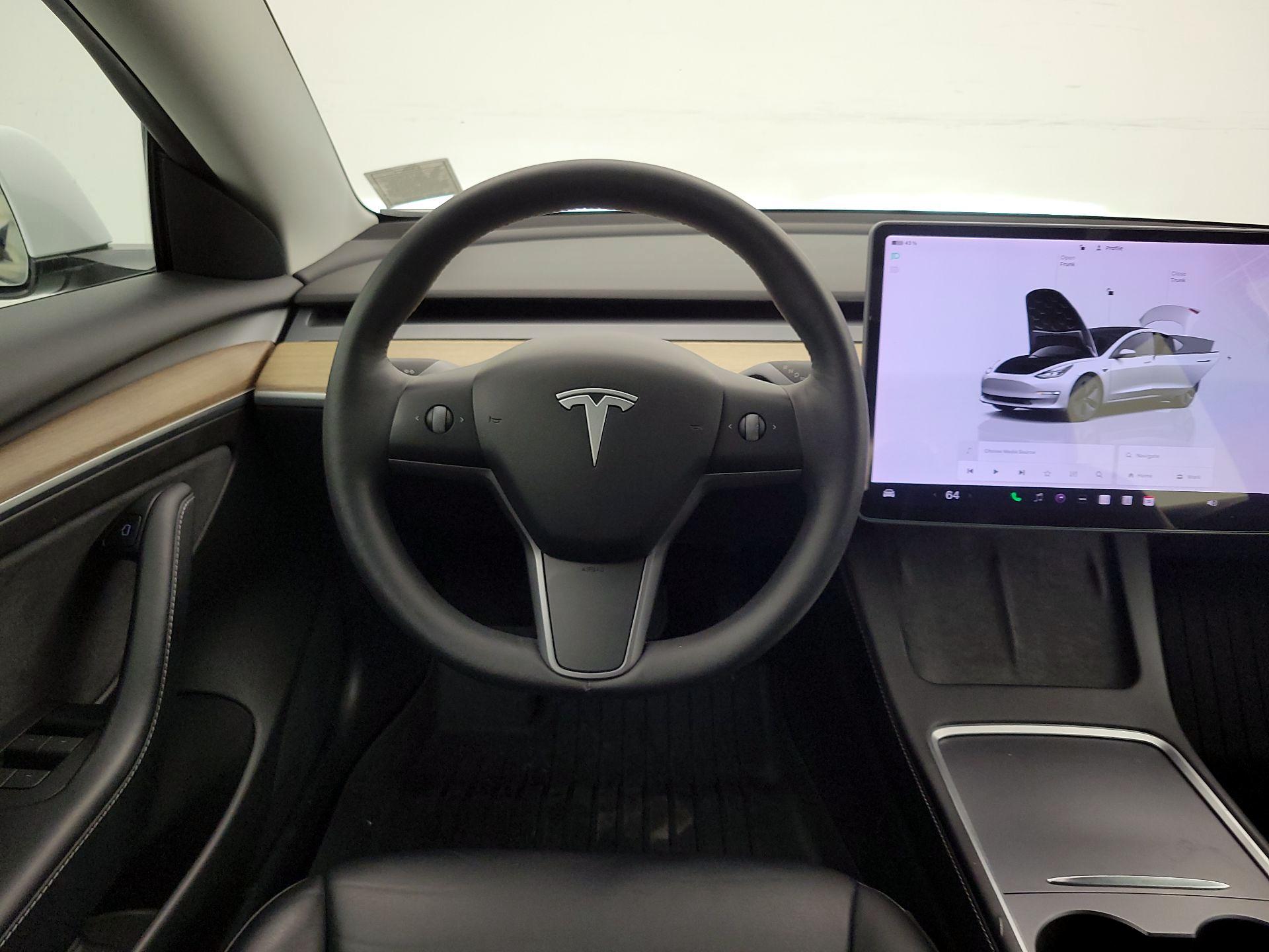 Thumbnail: 2022 Tesla Model 3 - 10
