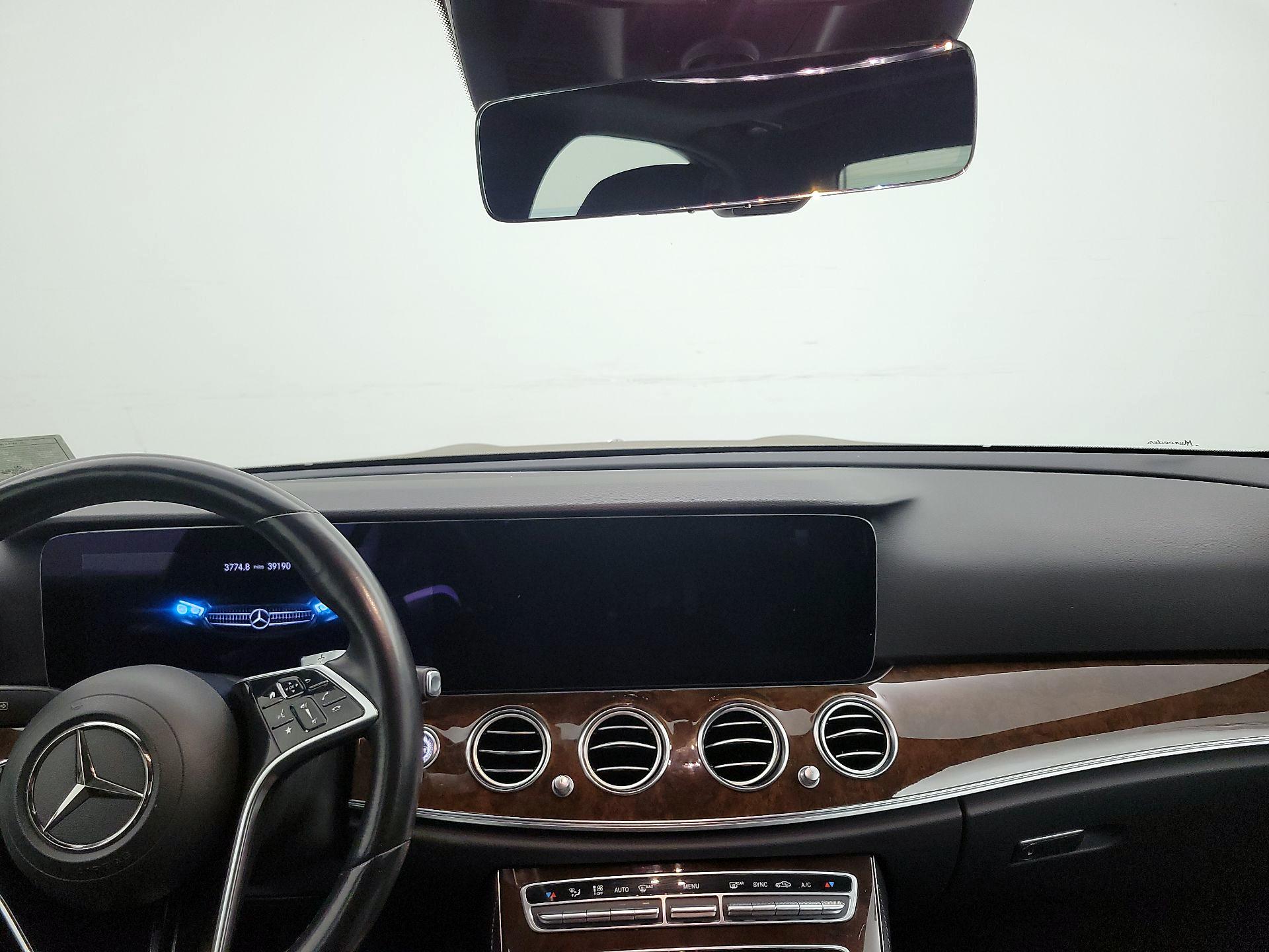 Thumbnail: 2021 Mercedes-Benz E-Class - 9