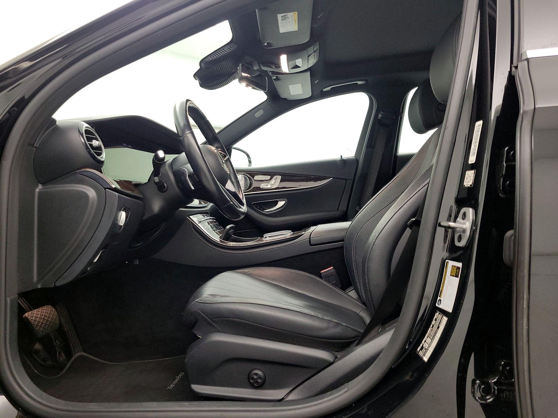 Thumbnail: 2021 Mercedes-Benz E-Class - 11