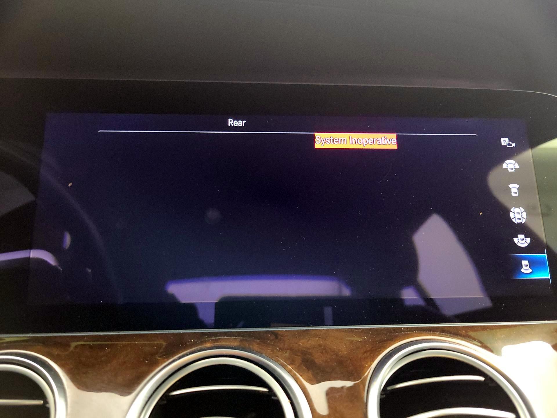 Thumbnail: 2021 Mercedes-Benz E-Class - 15