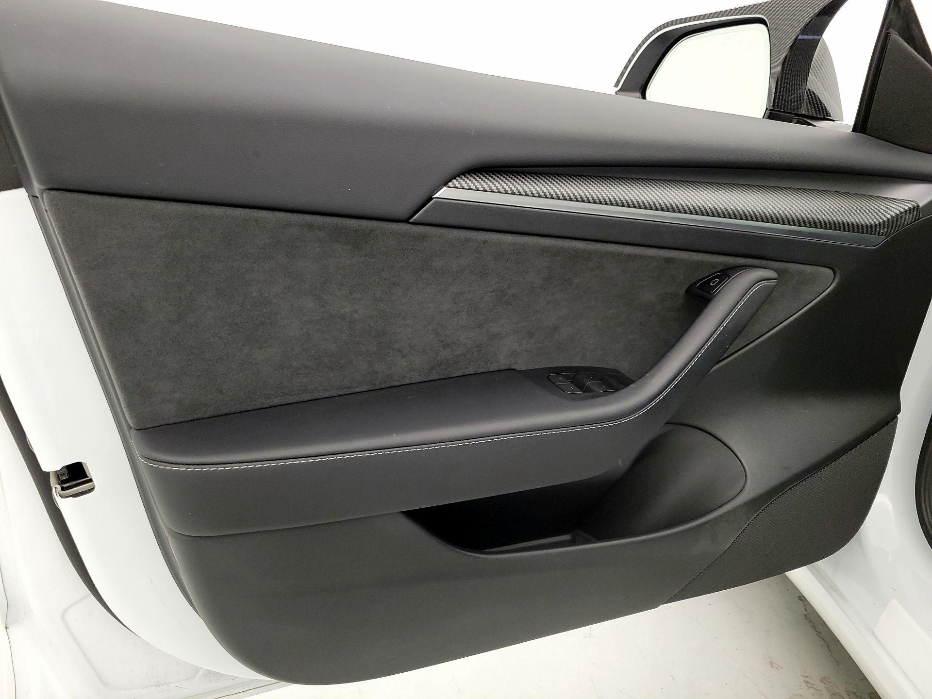 Thumbnail: 2023 Tesla Model 3 - 12