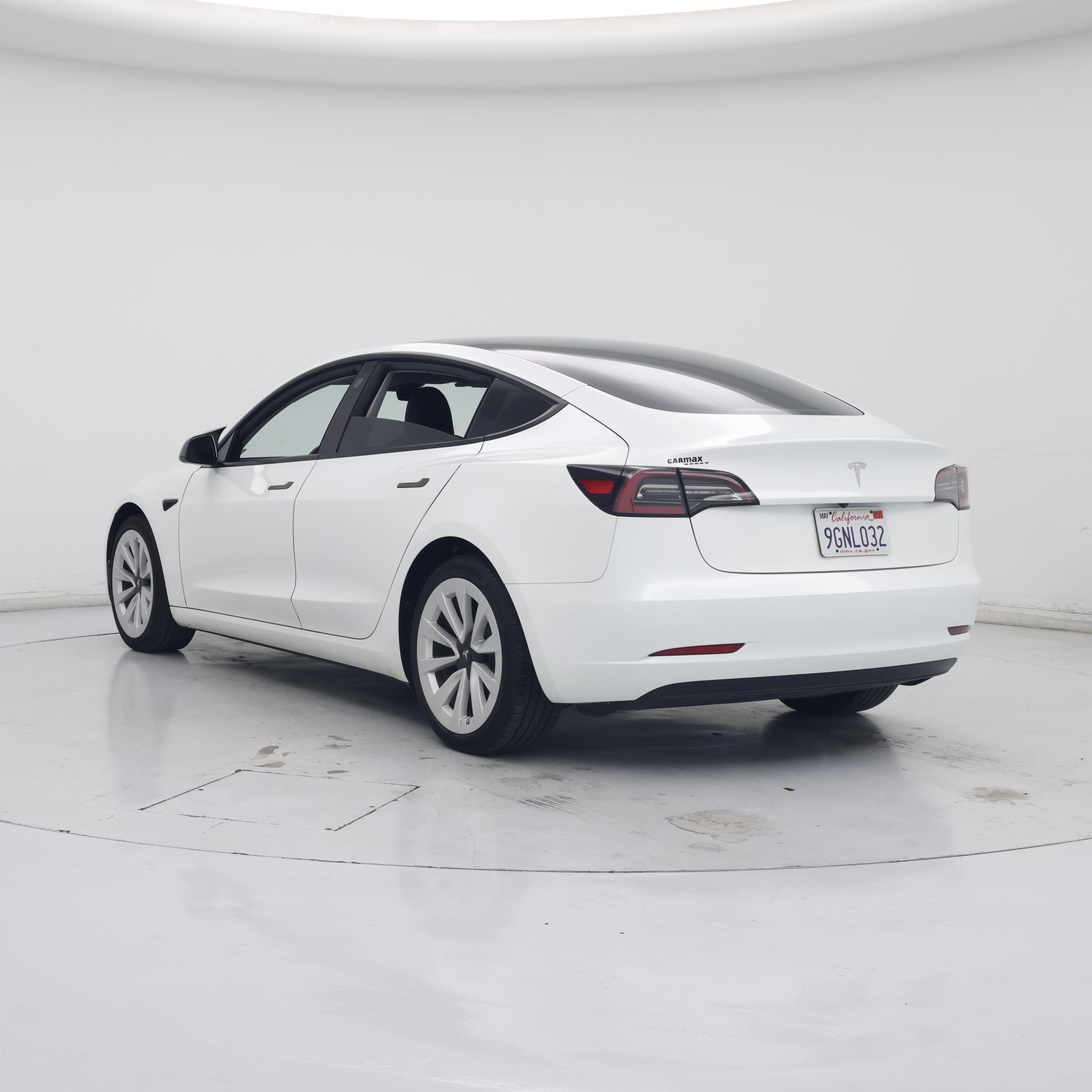 Thumbnail: 2023 Tesla Model 3 - 2