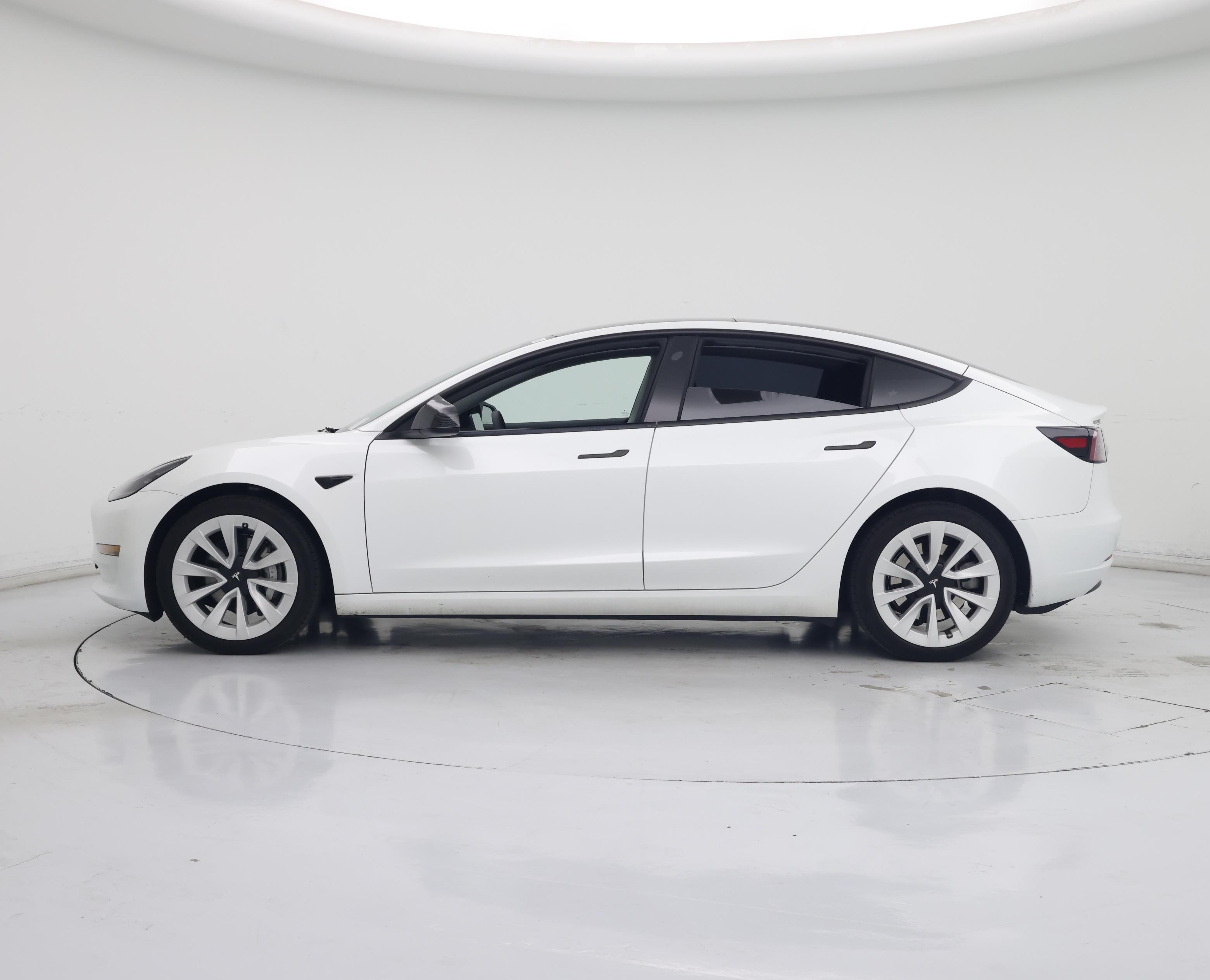 Thumbnail: 2023 Tesla Model 3 - 3
