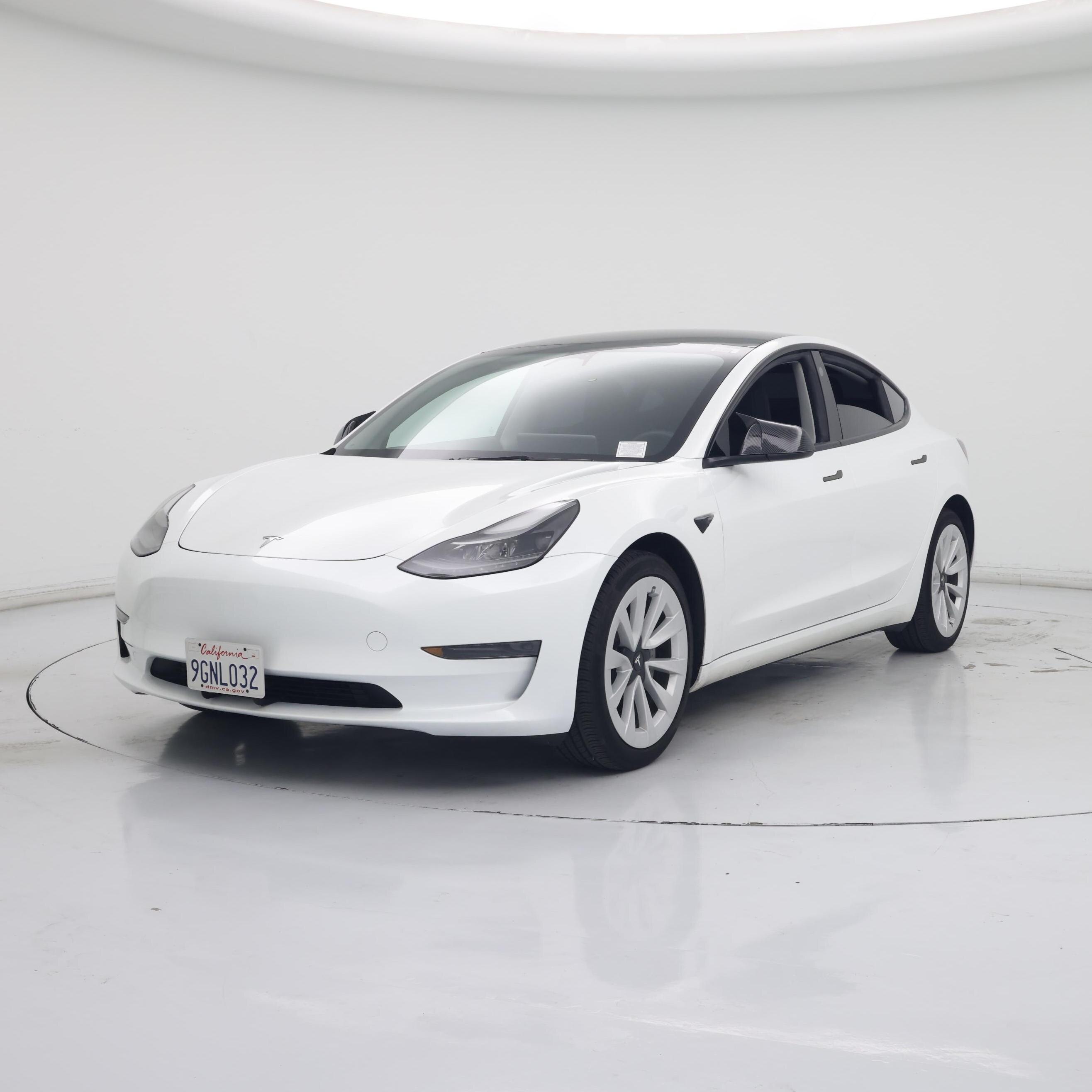 Thumbnail: 2023 Tesla Model 3 - 4