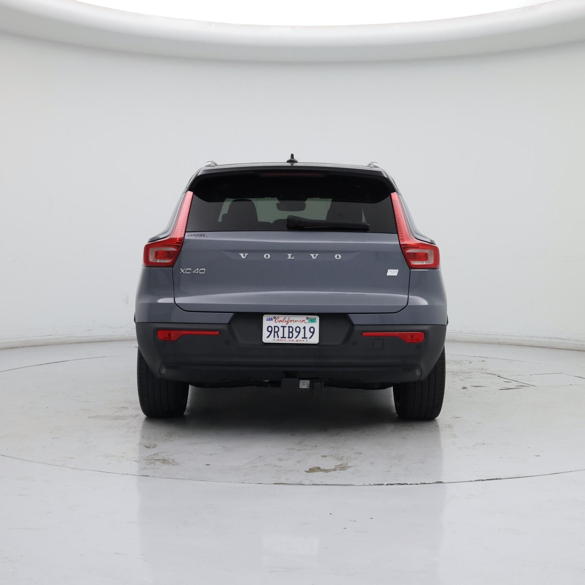 Thumbnail: 2022 Volvo XC40 - 6