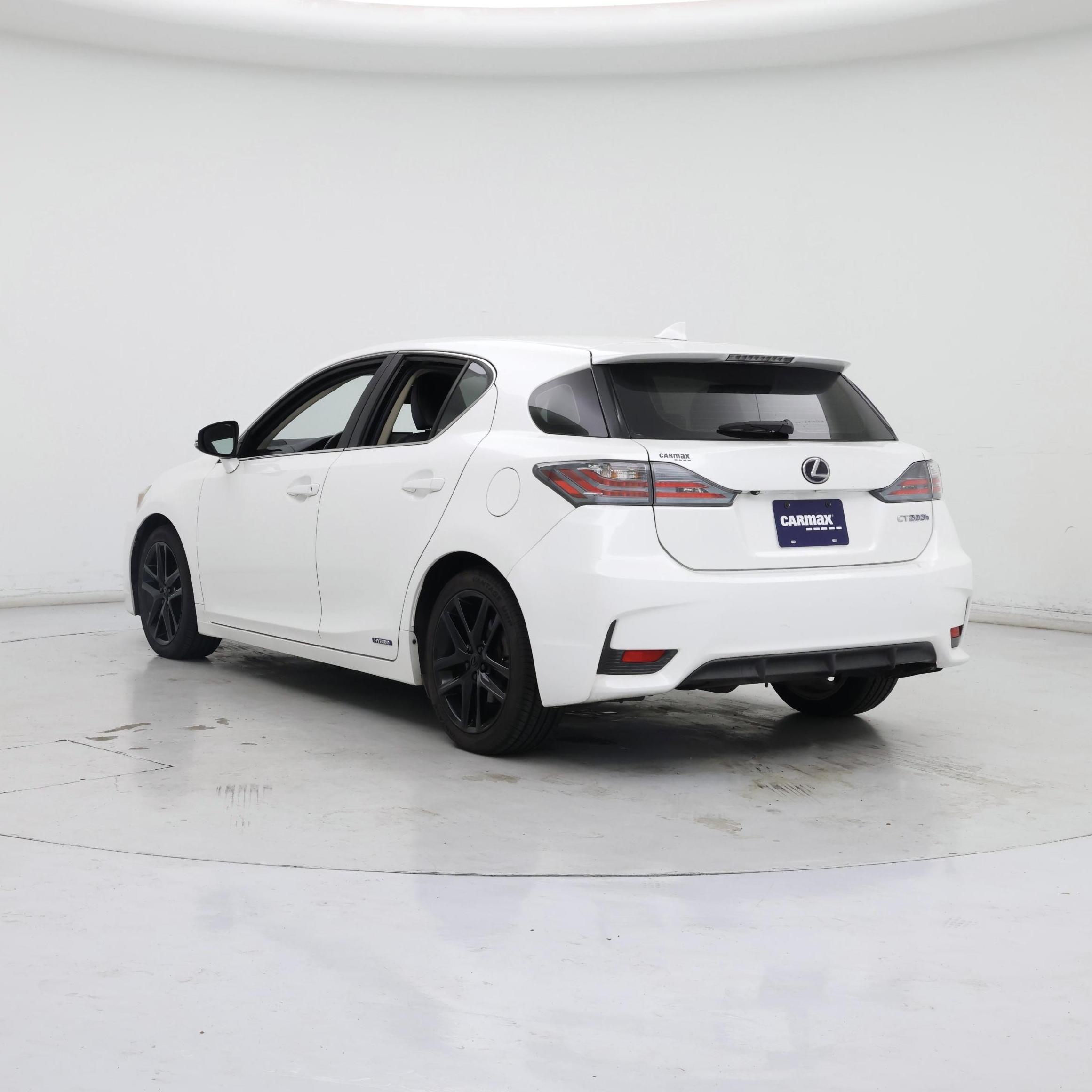 Thumbnail: 2014 Lexus CT - 2