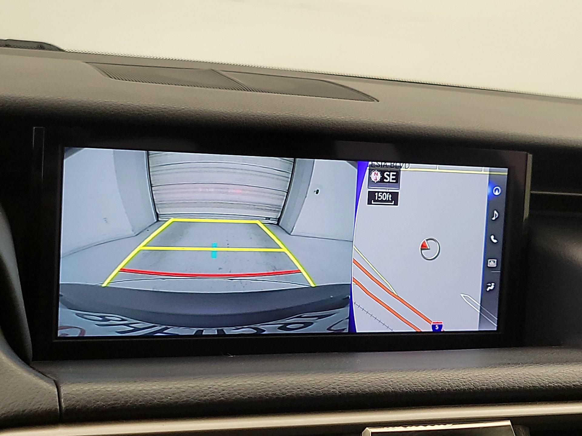 Thumbnail: 2017 Lexus IS - 15