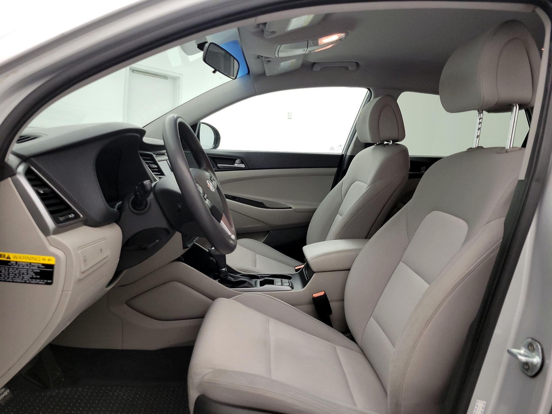 Thumbnail: 2017 Hyundai Tucson - 11