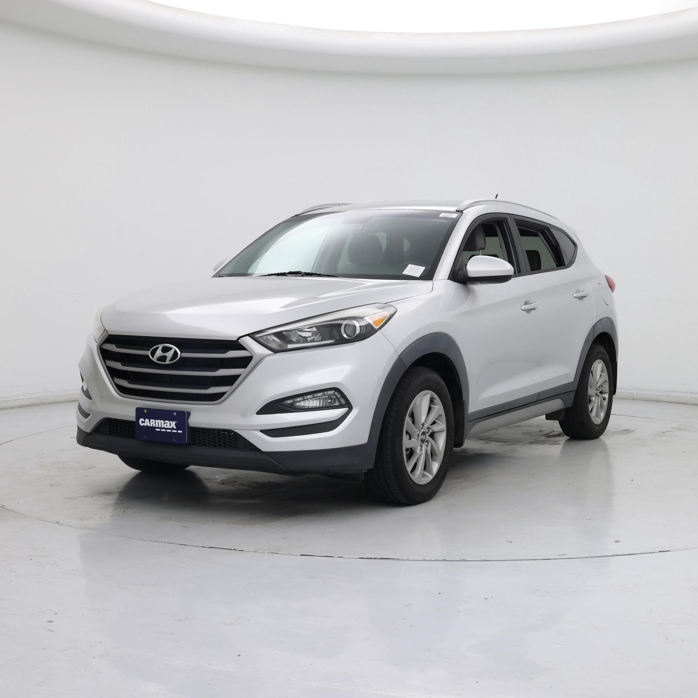 Thumbnail: 2017 Hyundai Tucson - 4