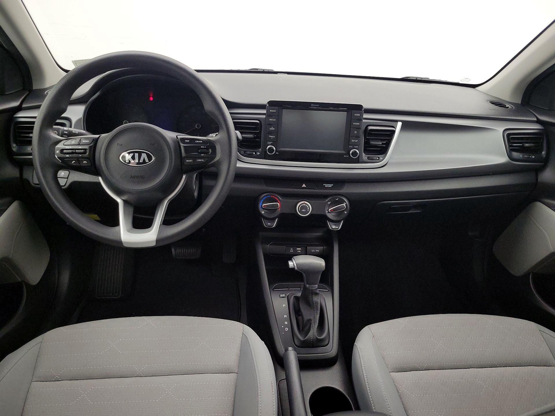 Thumbnail: 2019 Kia Rio - 9