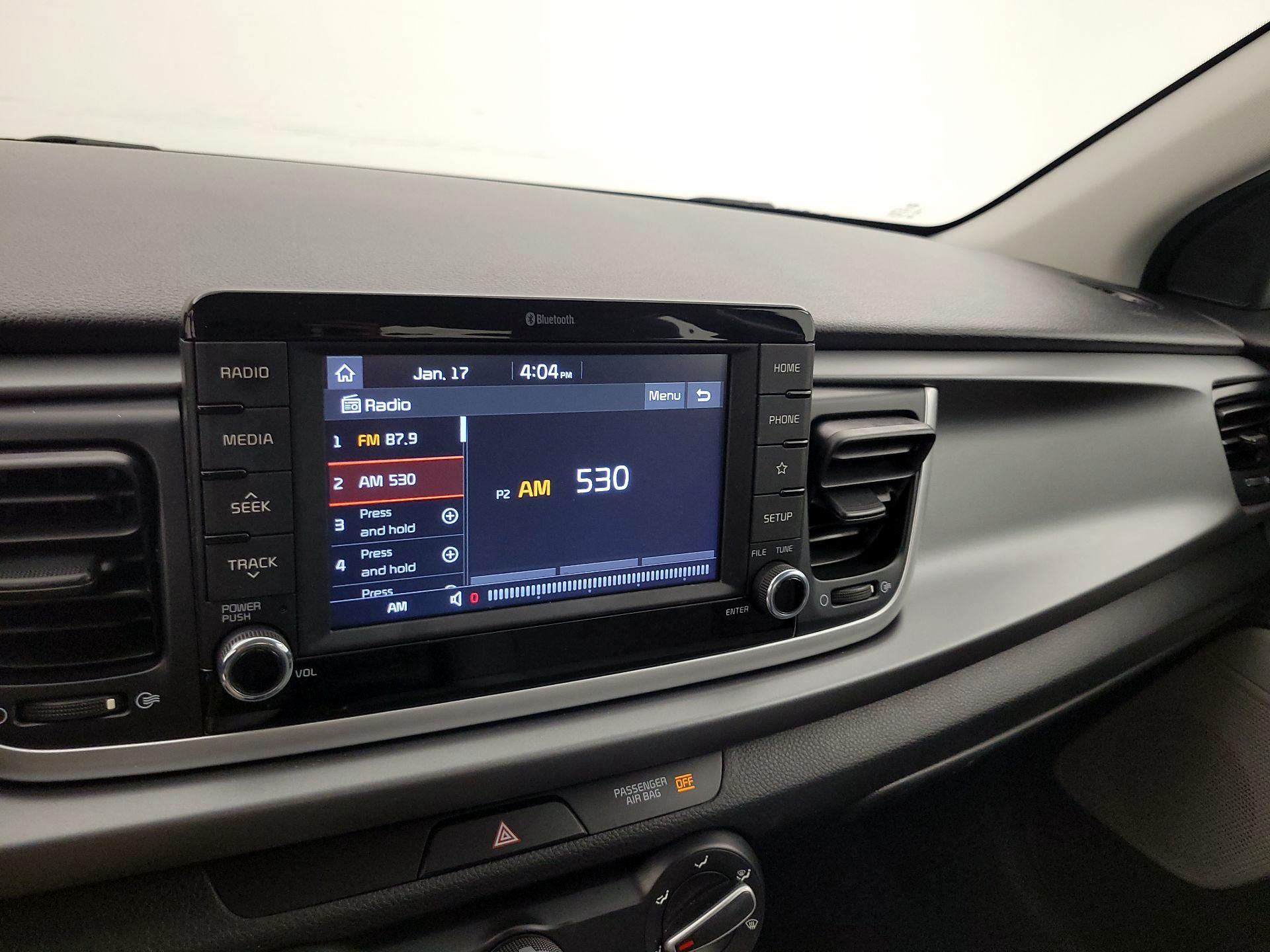 Thumbnail: 2019 Kia Rio - 15