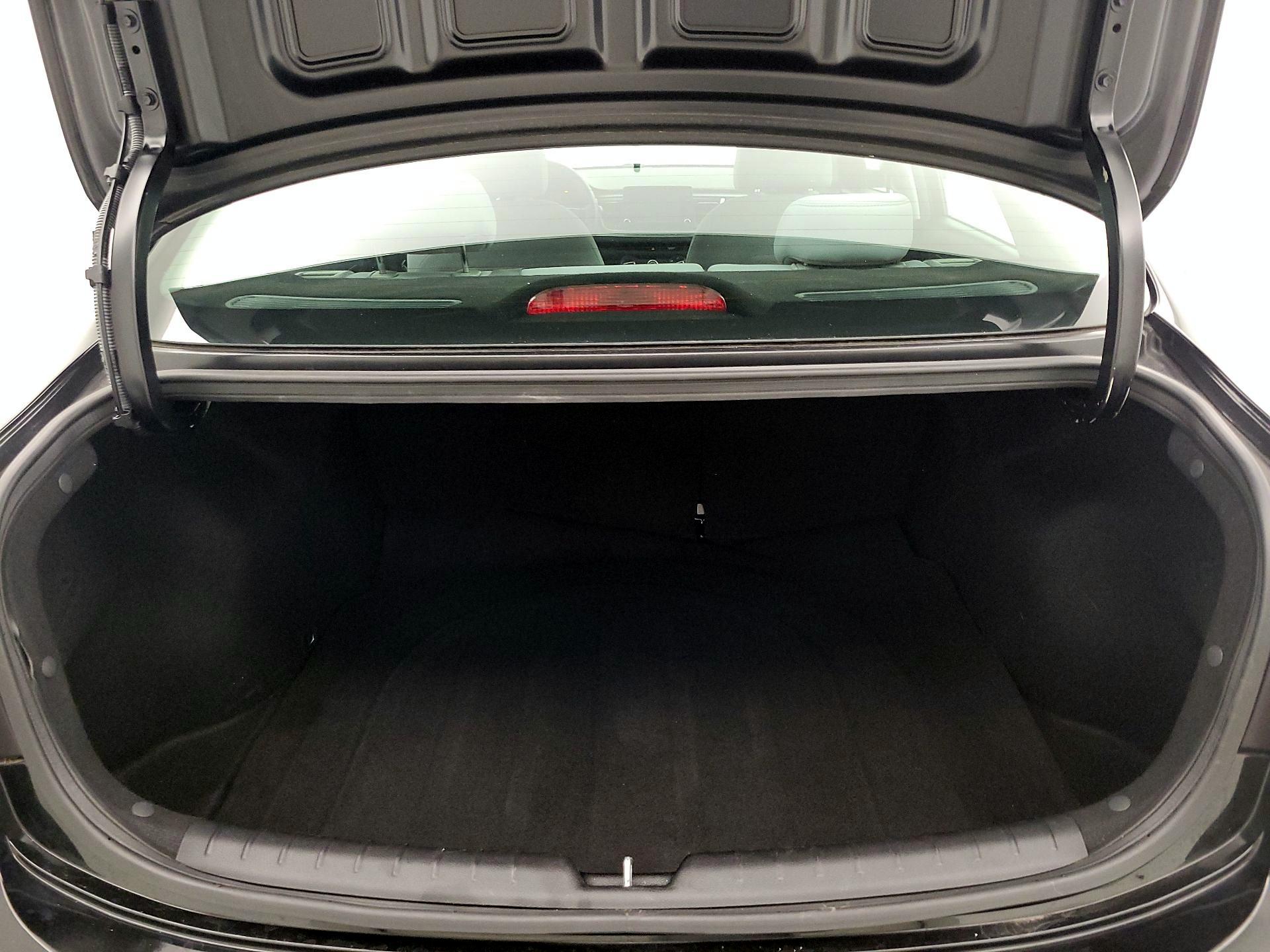 Thumbnail: 2019 Kia Rio - 20