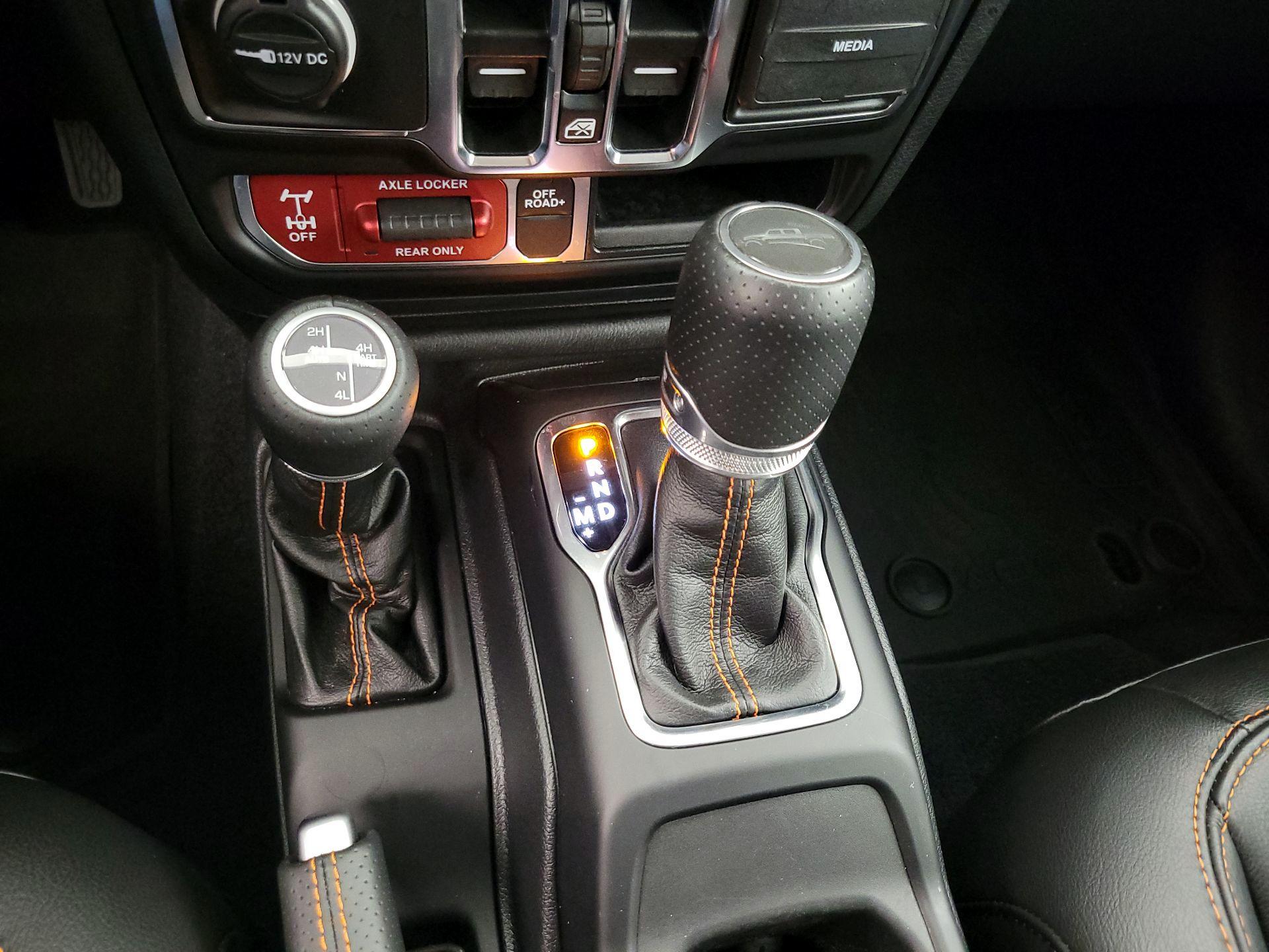 Thumbnail: 2023 Jeep Gladiator - 18