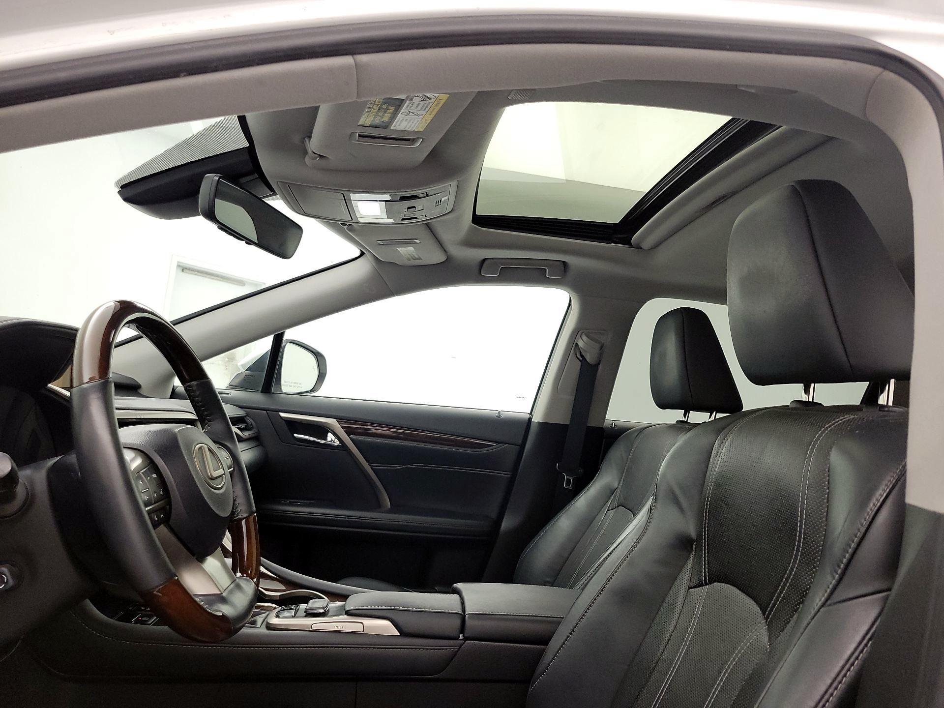 Thumbnail: 2019 Lexus RX - 20