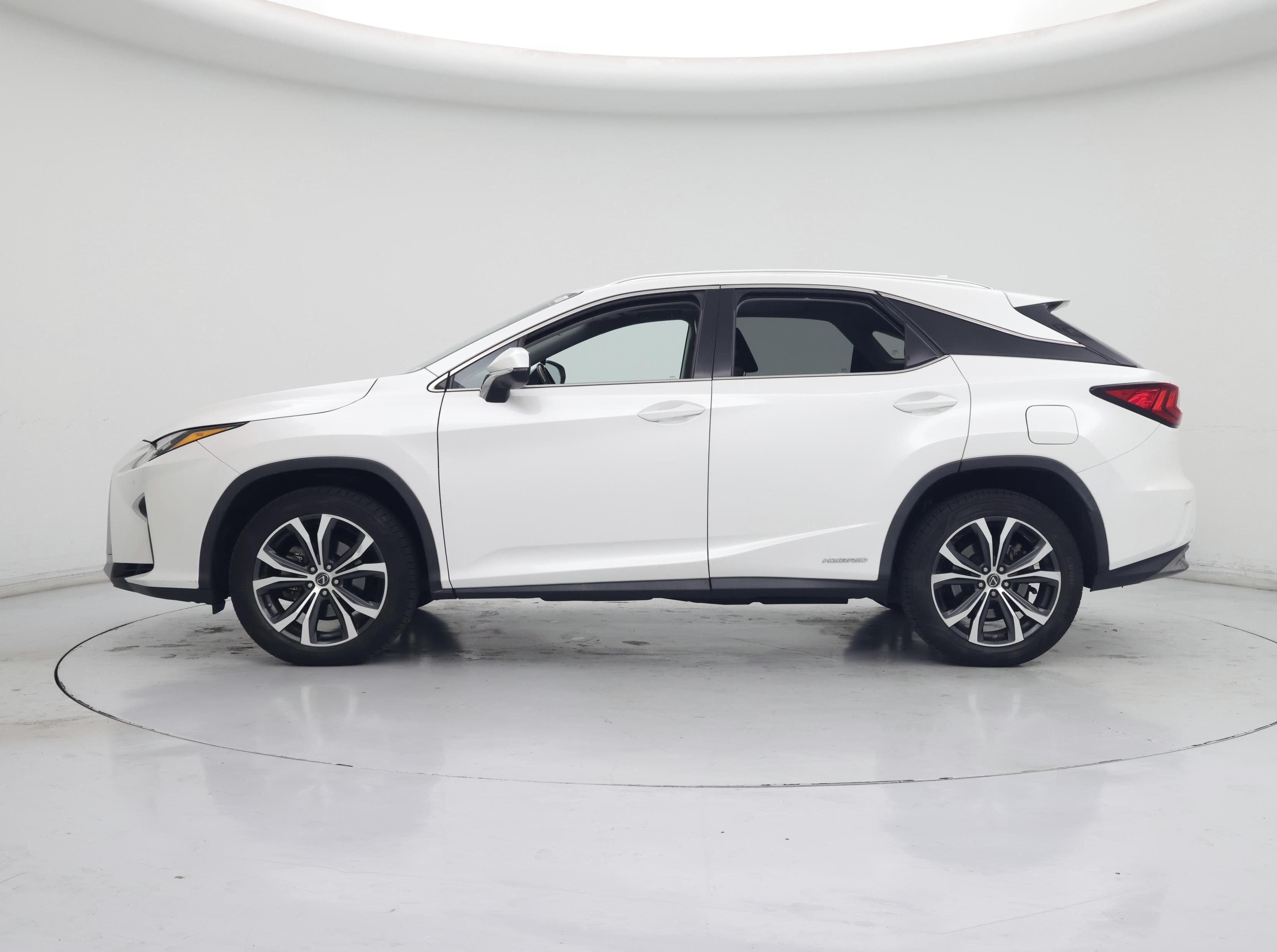 Thumbnail: 2019 Lexus RX - 3