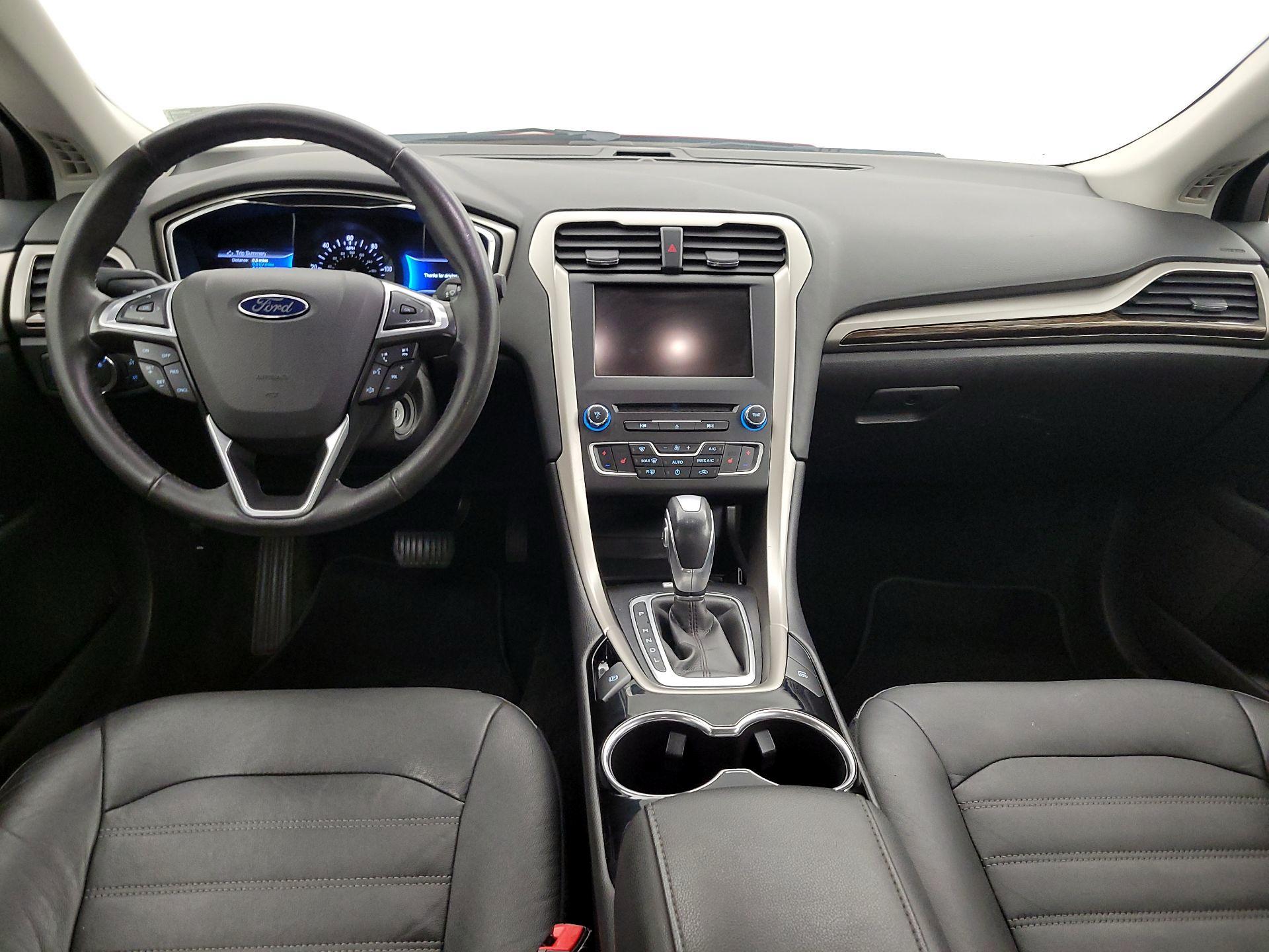 Thumbnail: 2016 Ford Fusion - 9