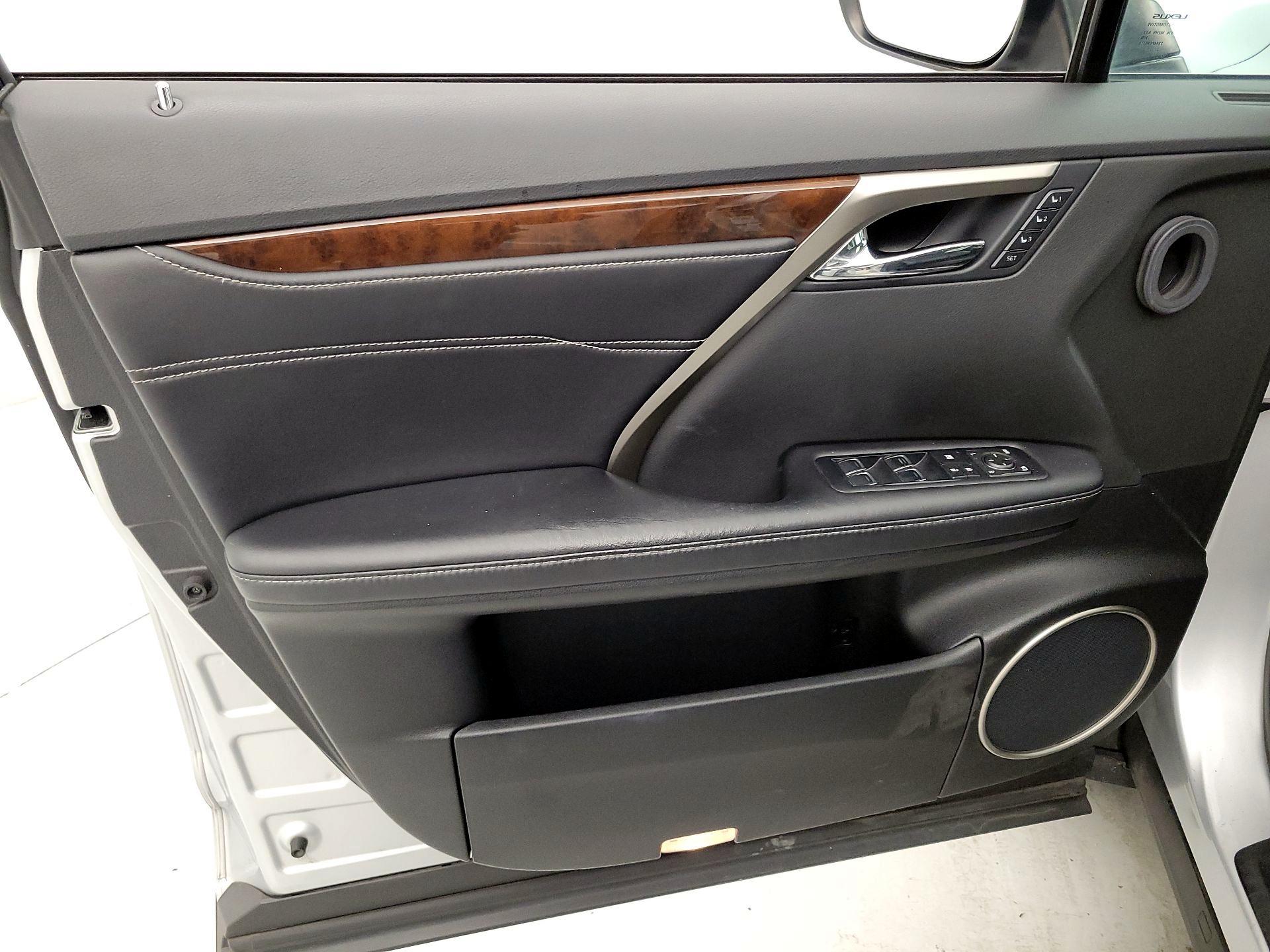 Thumbnail: 2016 Lexus RX - 12