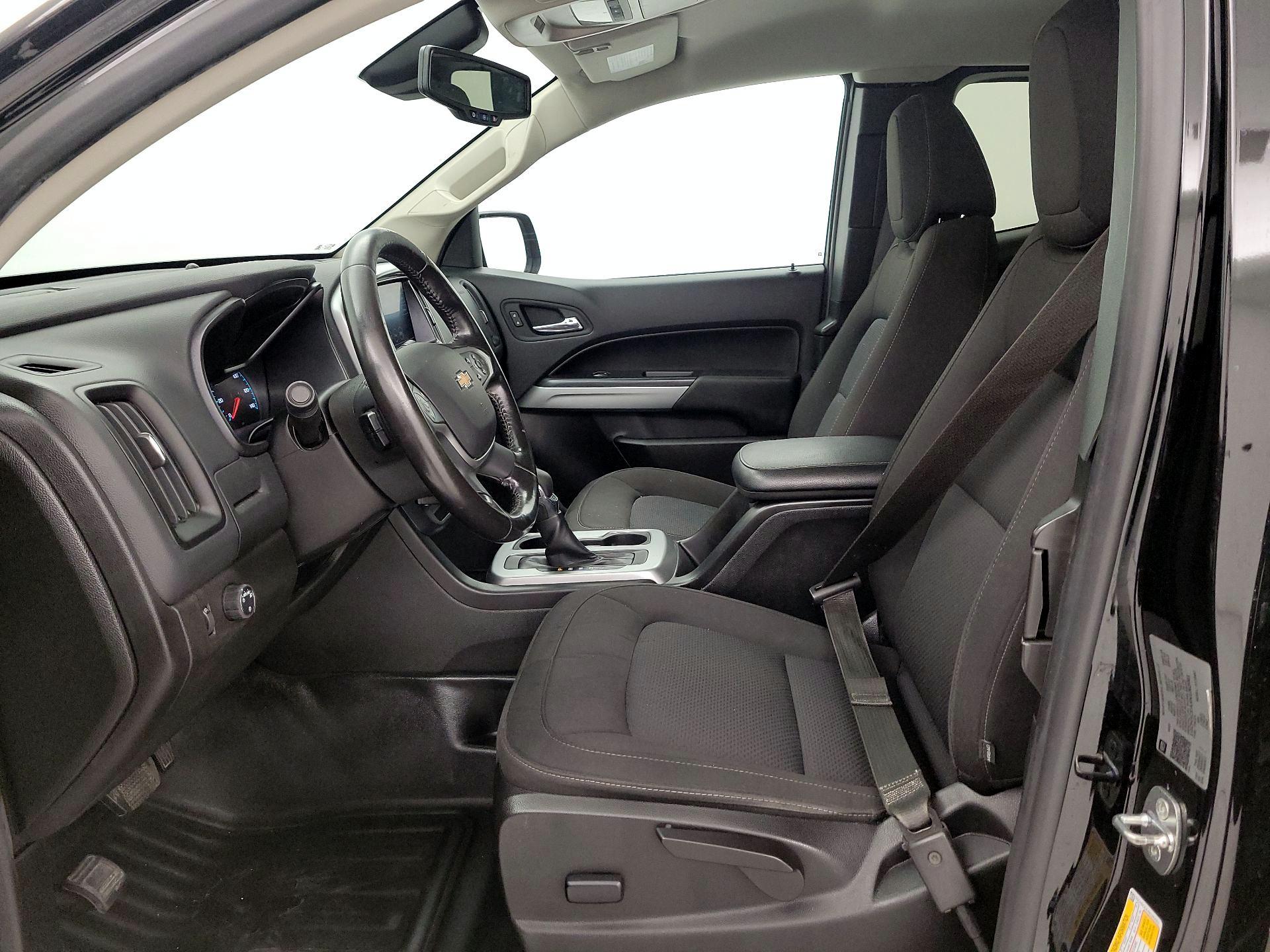 Thumbnail: 2022 Chevrolet Colorado - 11