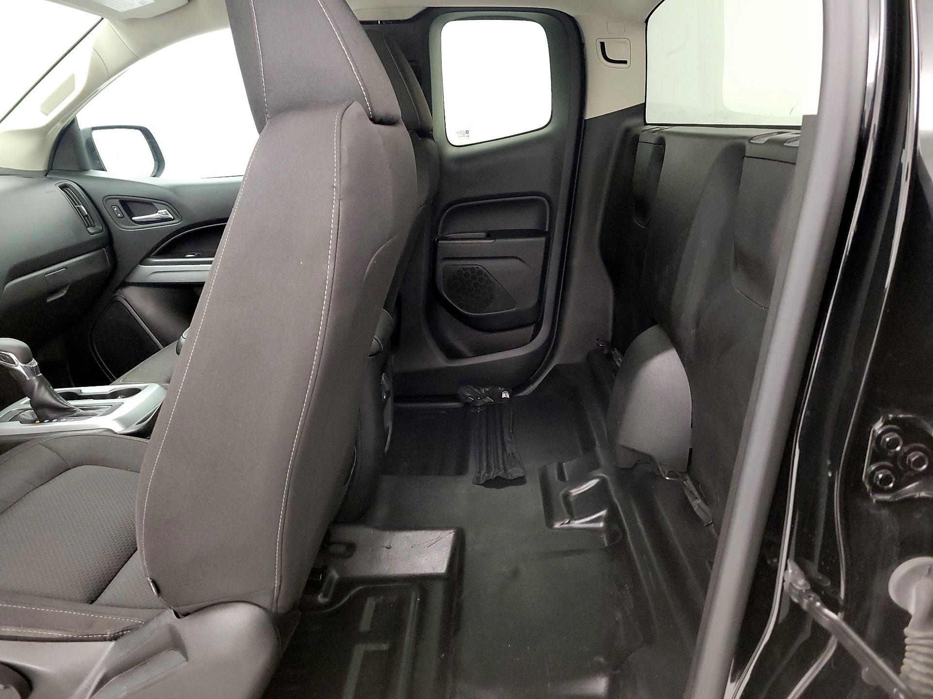 Thumbnail: 2022 Chevrolet Colorado - 19