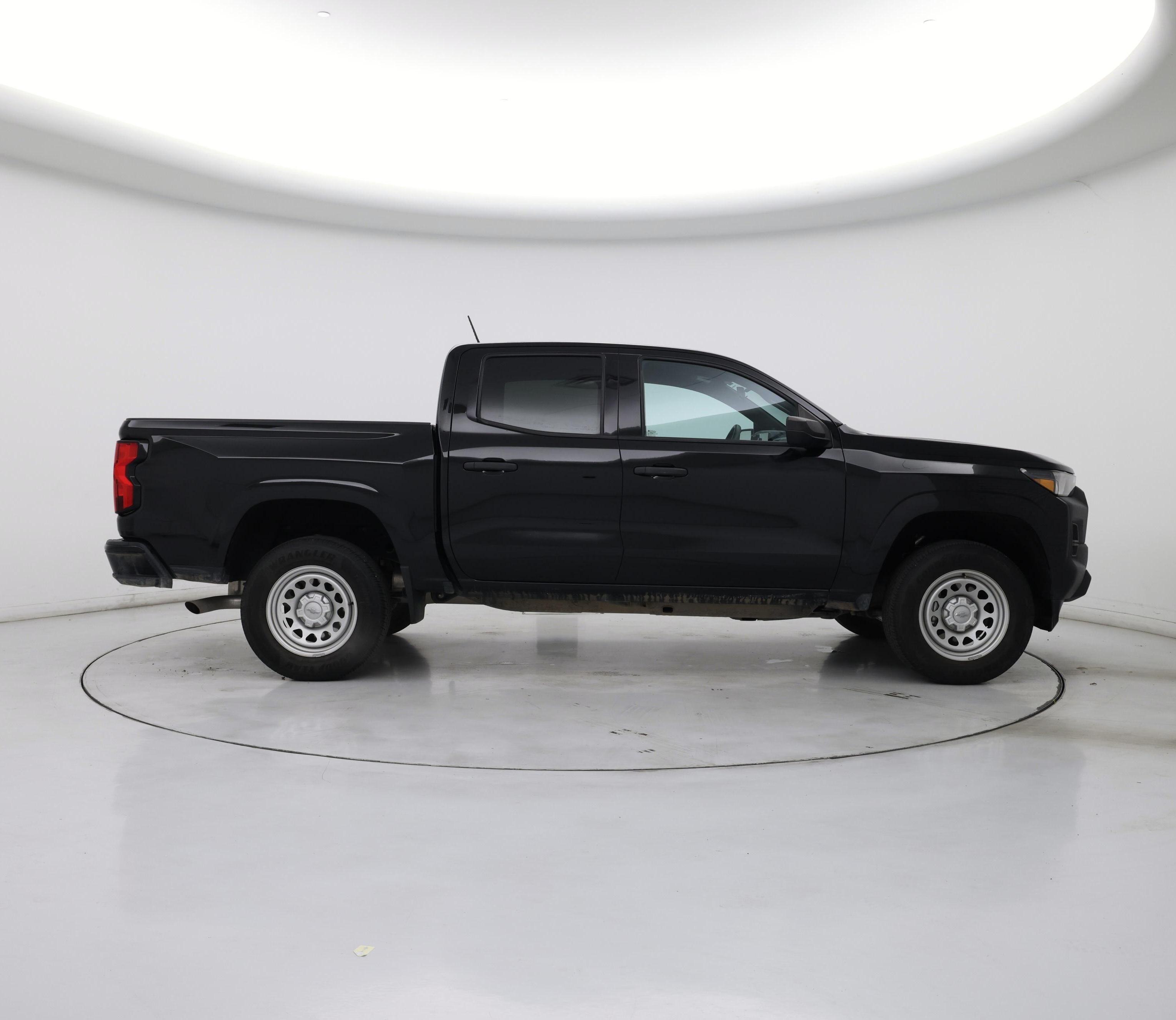 Thumbnail: 2023 Chevrolet Colorado - 7