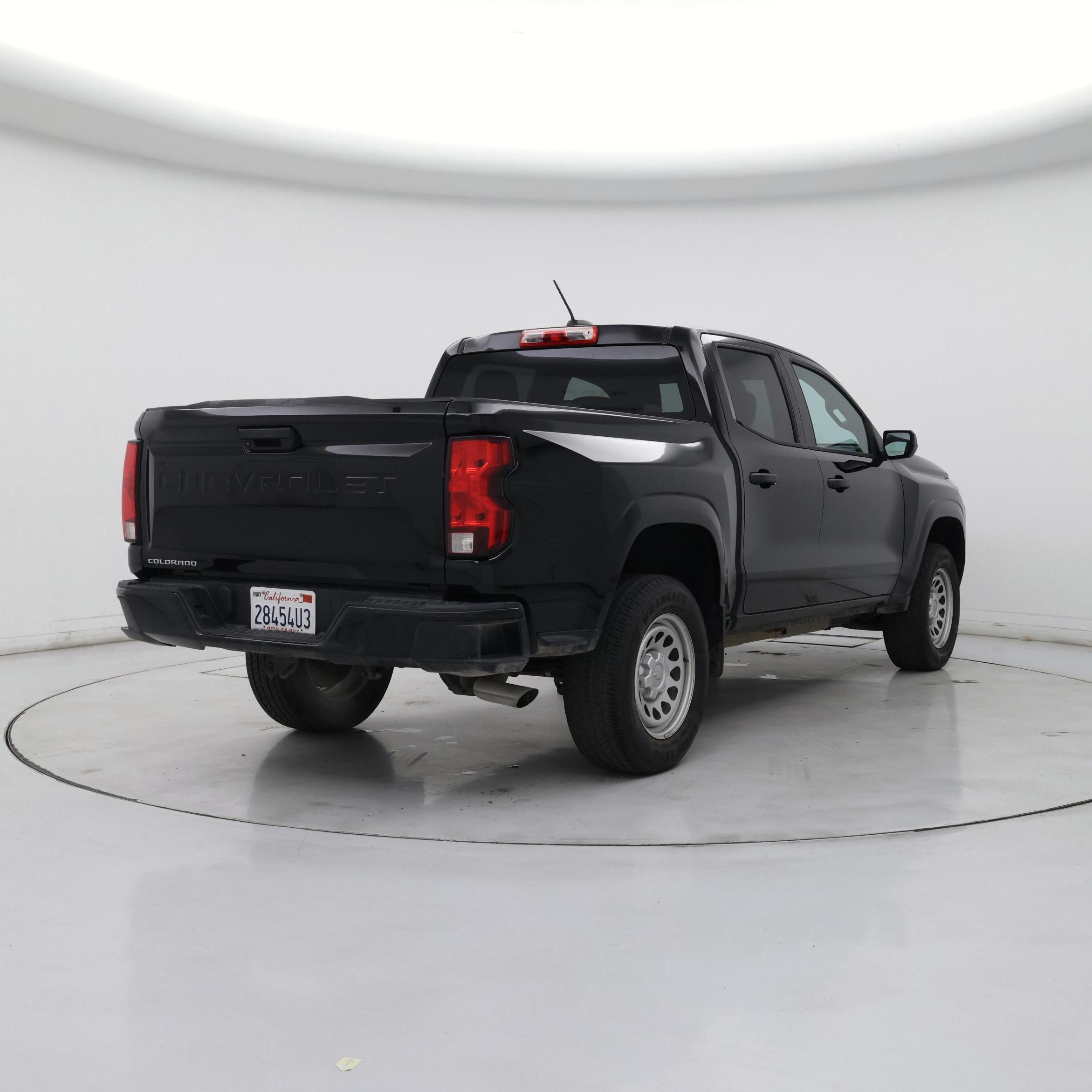 Thumbnail: 2023 Chevrolet Colorado - 8