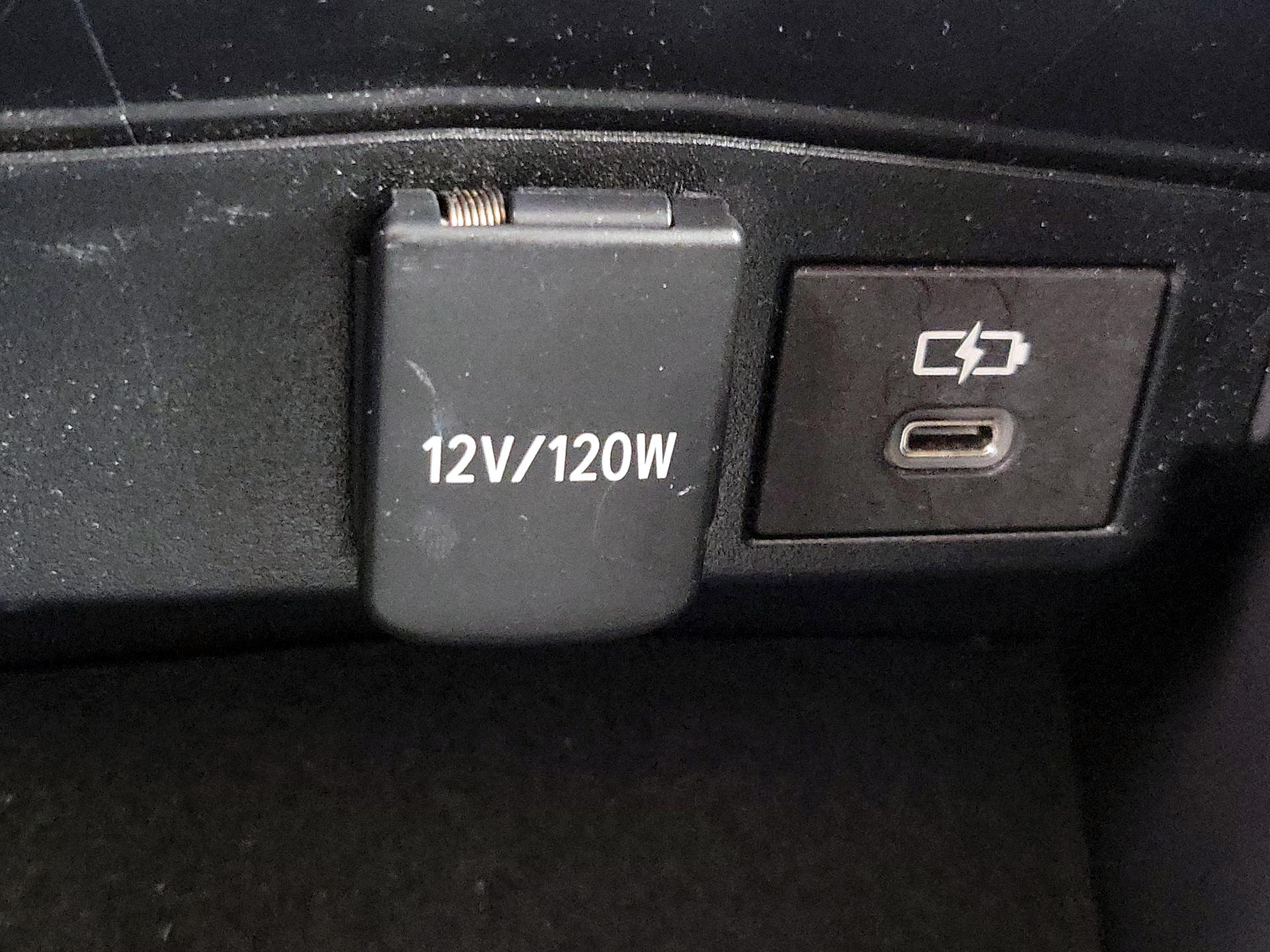 Thumbnail: 2024 Toyota Corolla - 18