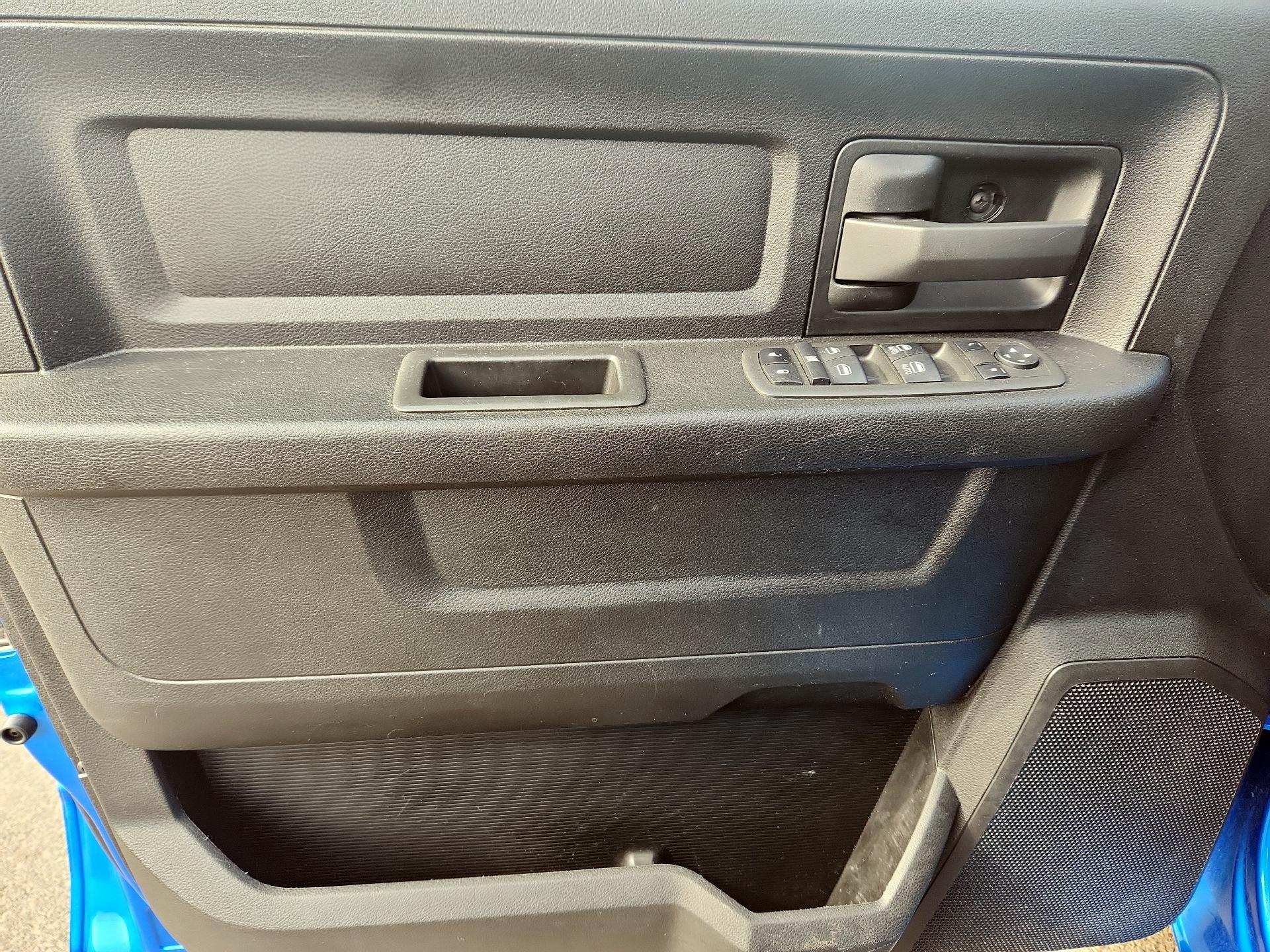 Thumbnail: 2022 RAM 1500 Classic - 10