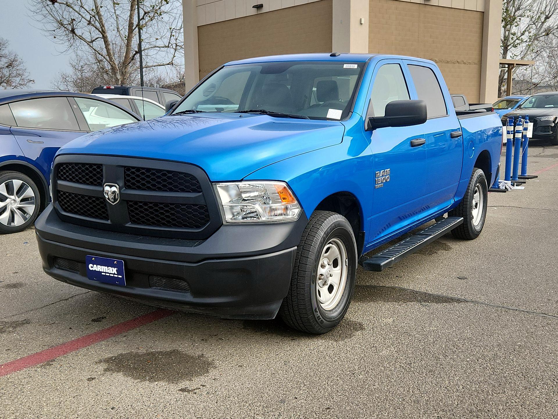 Thumbnail: 2022 RAM 1500 Classic - 3