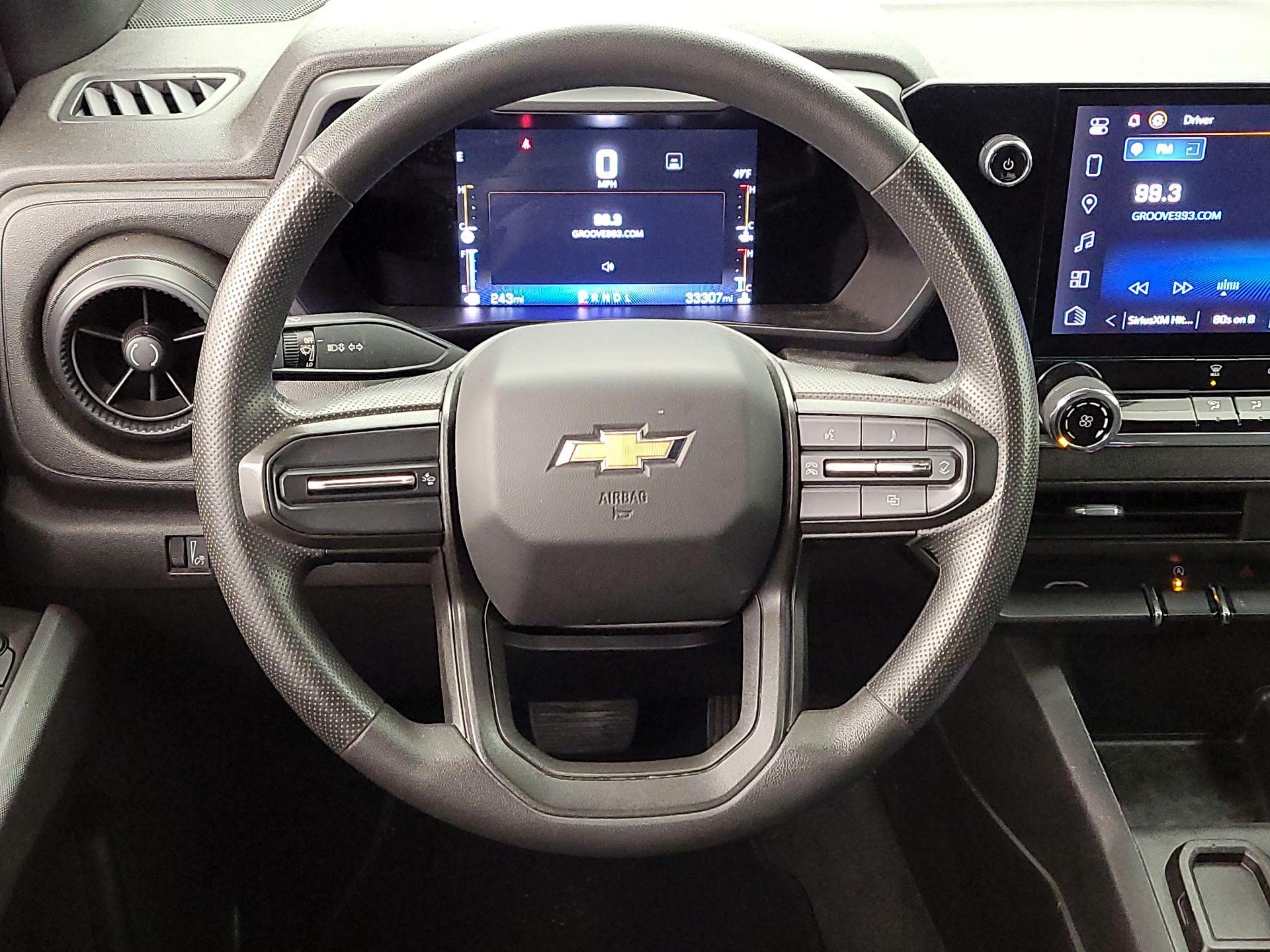 Thumbnail: 2023 Chevrolet Colorado - 10