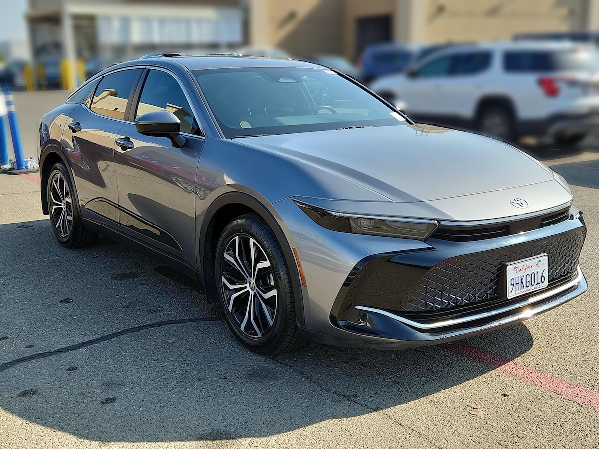Featured vehicle