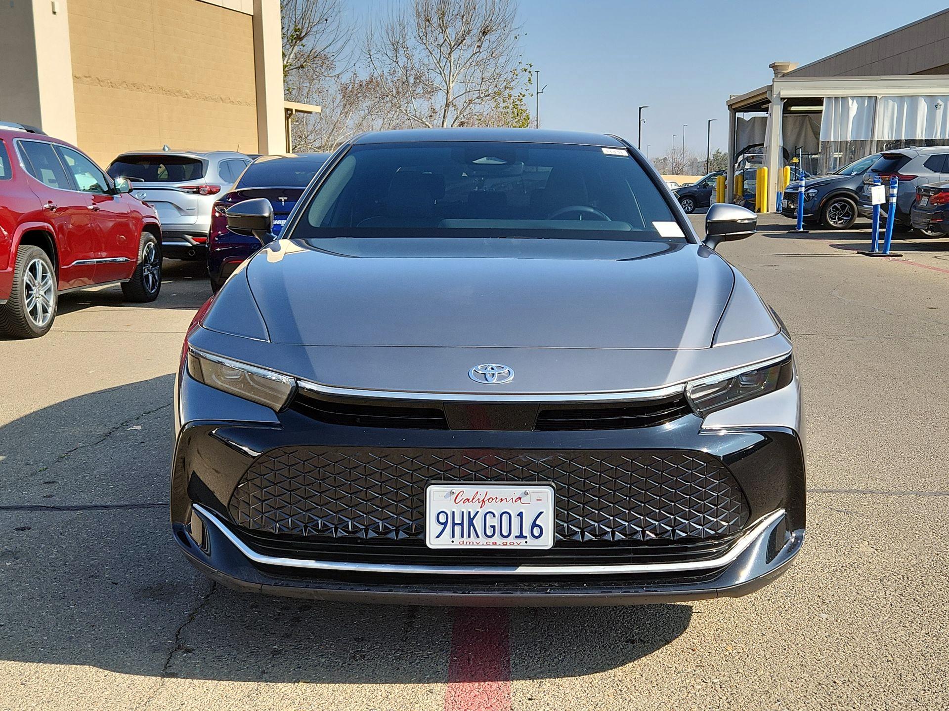 Thumbnail: 2023 Toyota Crown - 2