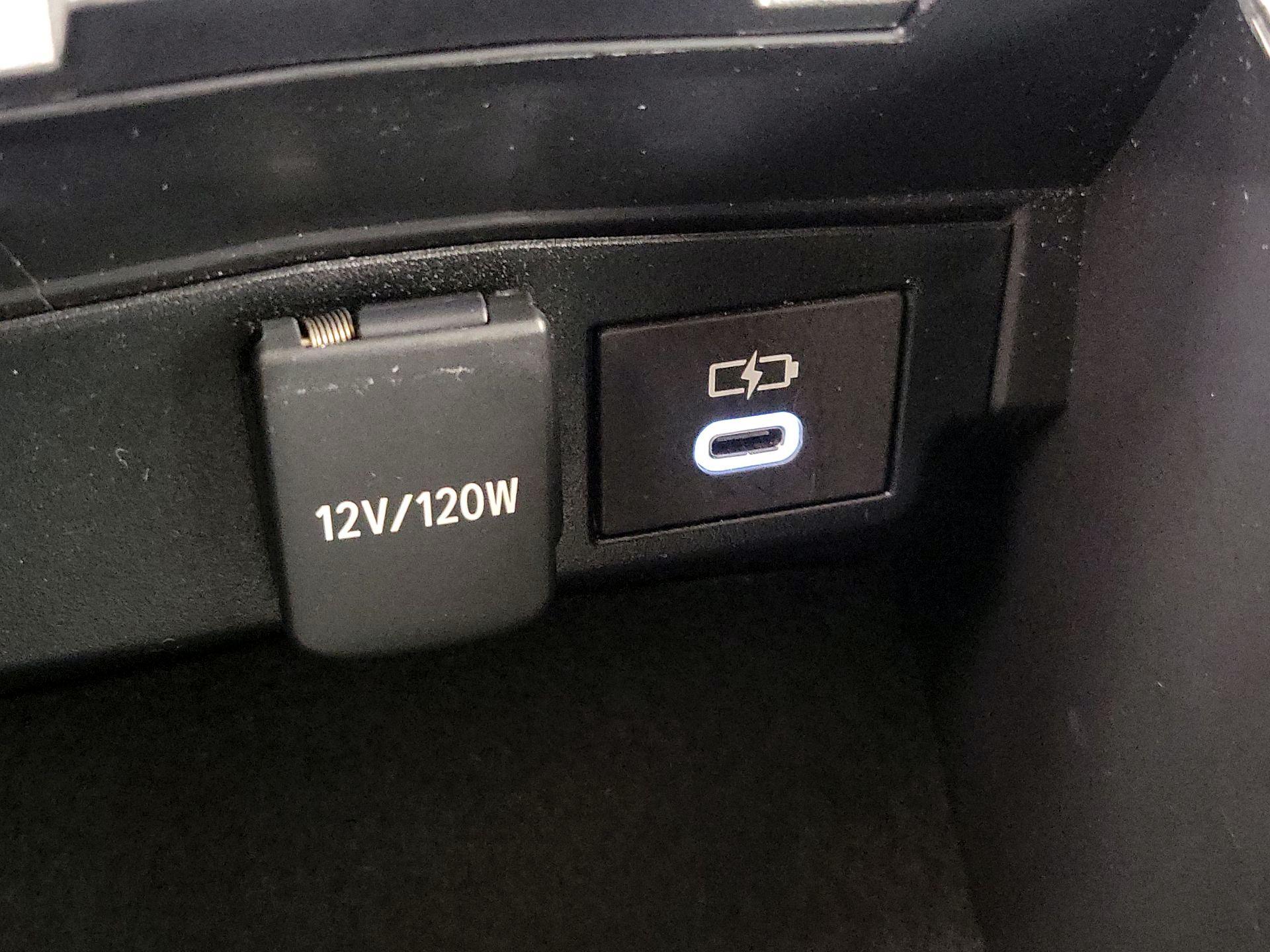 Thumbnail: 2024 Toyota Corolla - 18