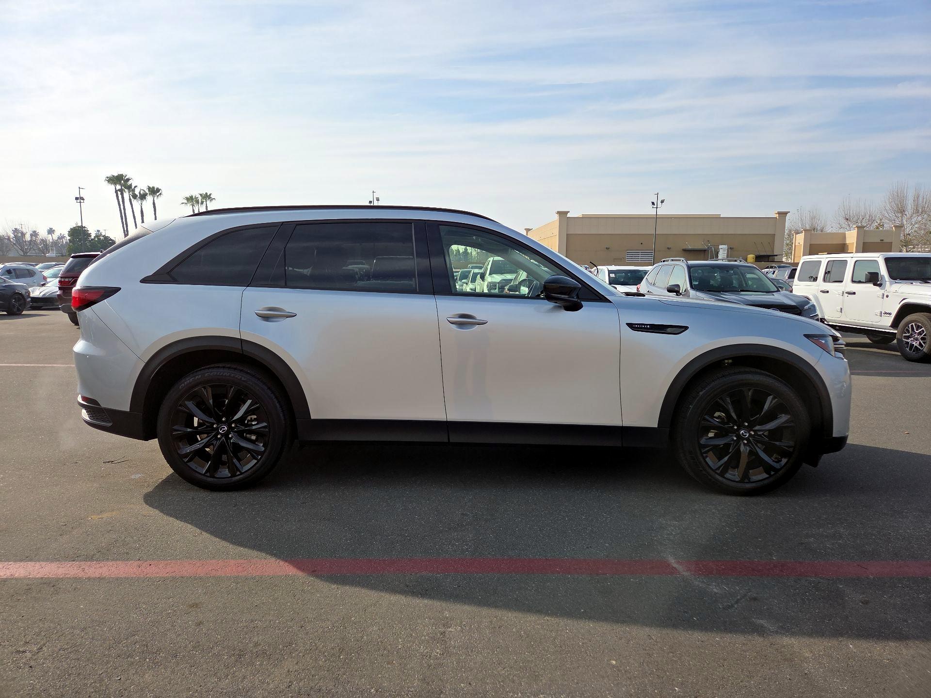 Thumbnail: 2025 Mazda CX-90 - 4