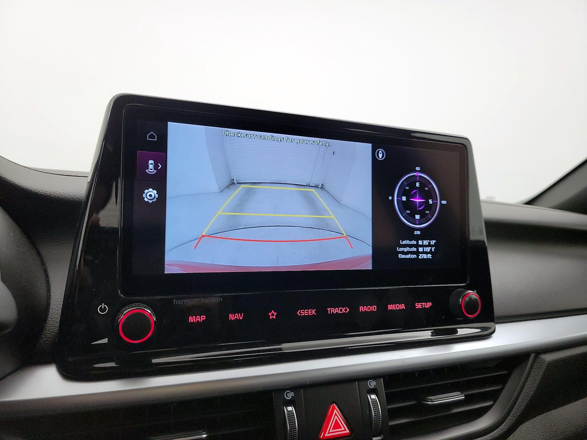 Thumbnail: 2022 Kia Forte - 15