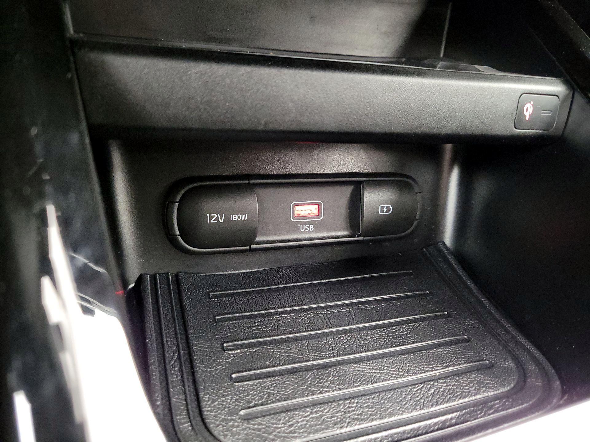 Thumbnail: 2022 Kia Forte - 19