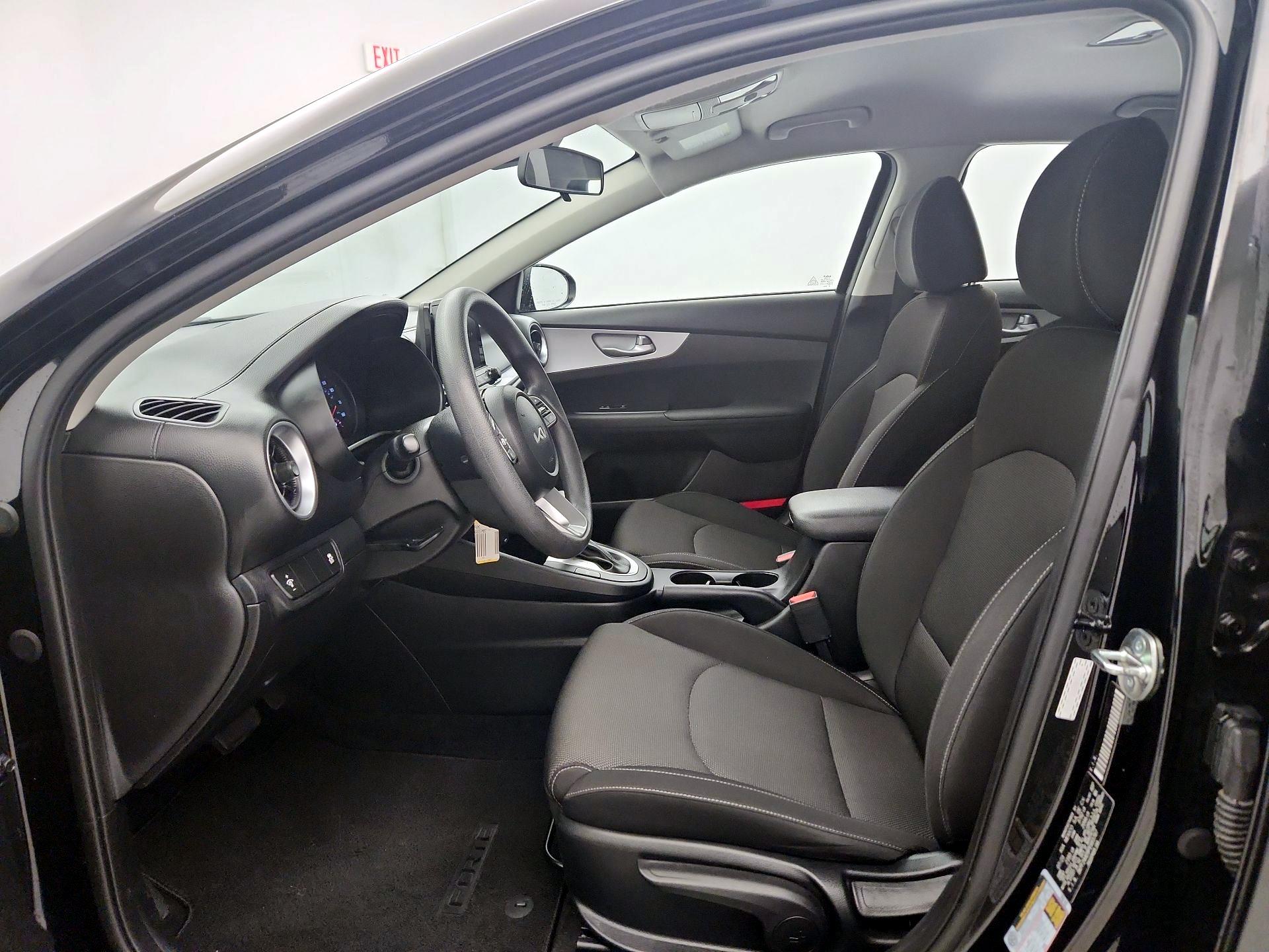 Thumbnail: 2023 Kia Forte - 11