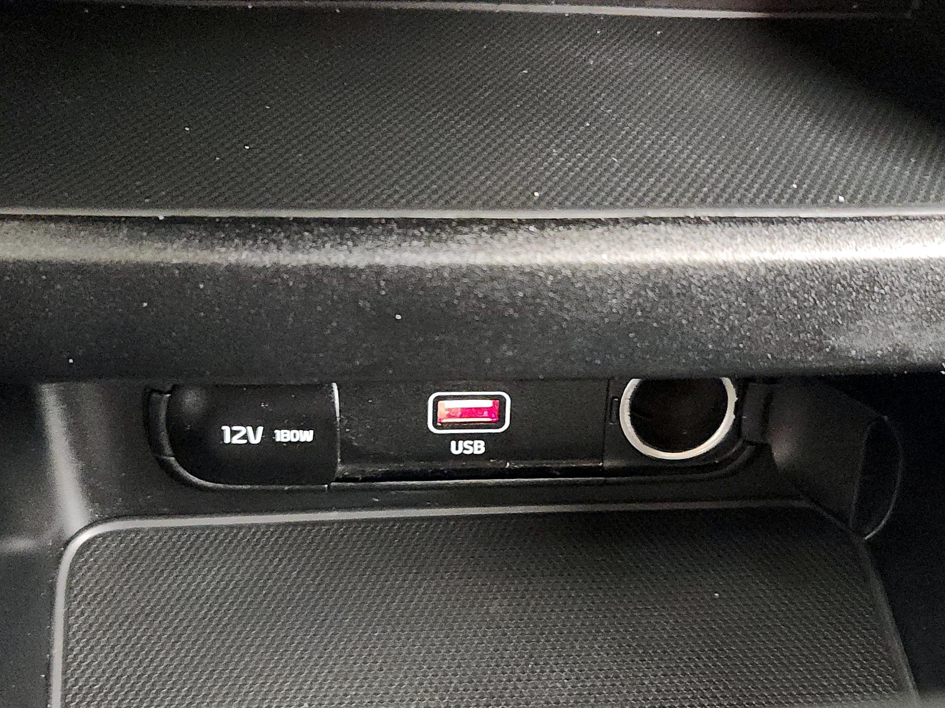 Thumbnail: 2023 Kia Forte - 18