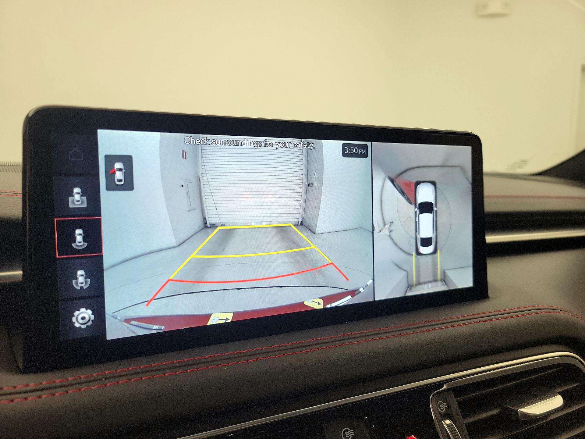 Thumbnail: 2023 Genesis G70 - 15