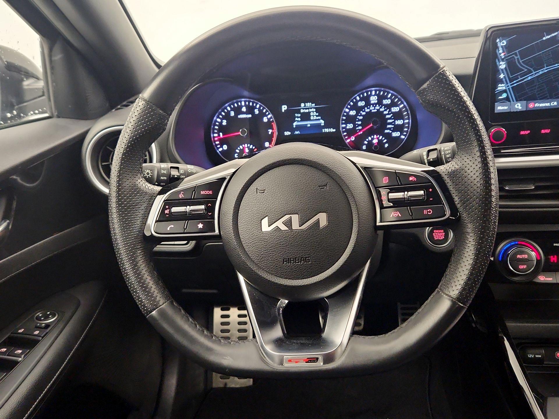 Thumbnail: 2023 Kia Forte - 10