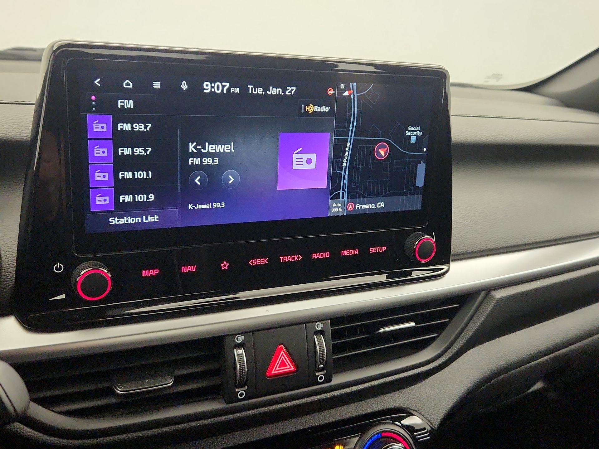 Thumbnail: 2023 Kia Forte - 16