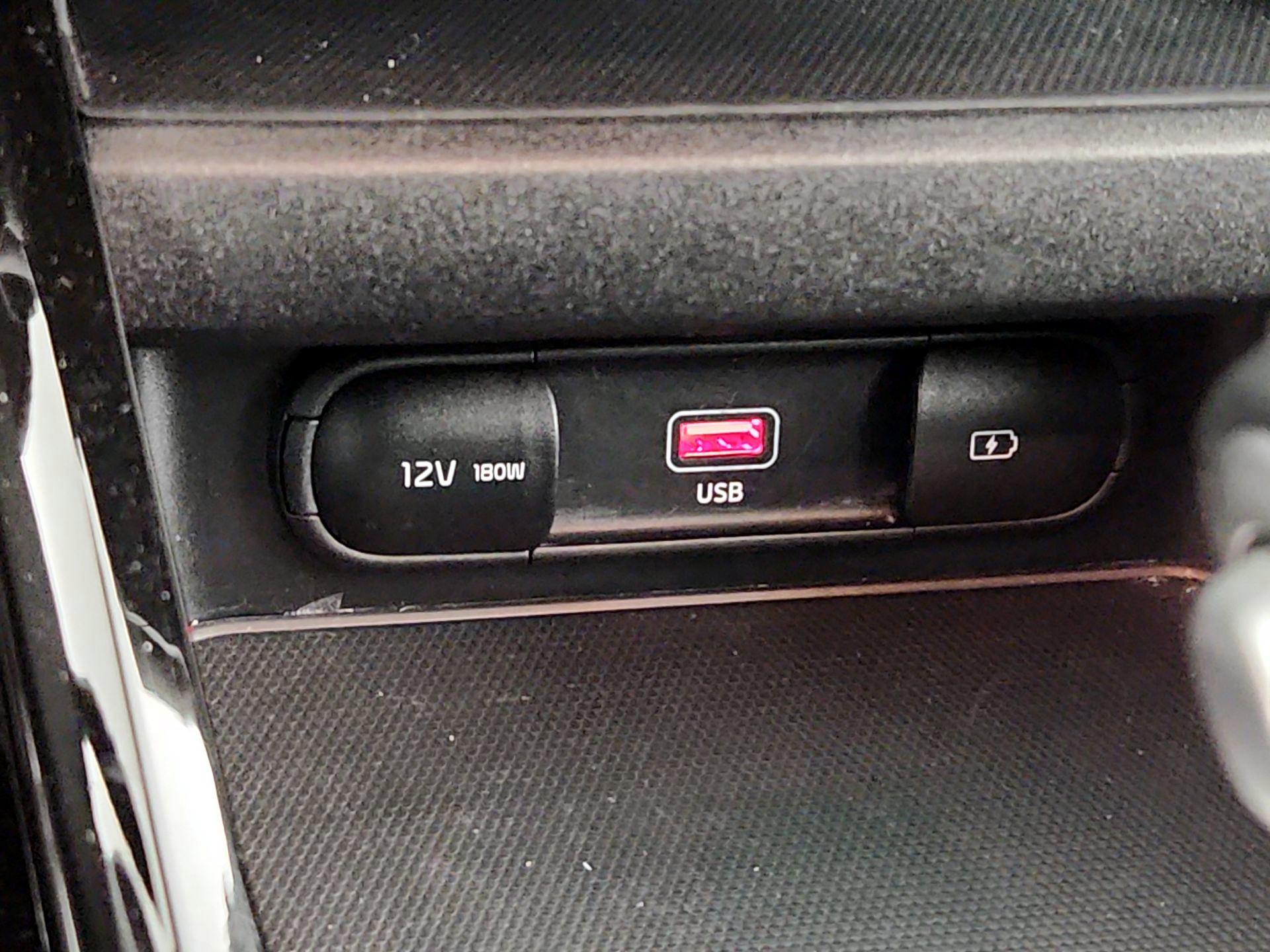 Thumbnail: 2023 Kia Forte - 19