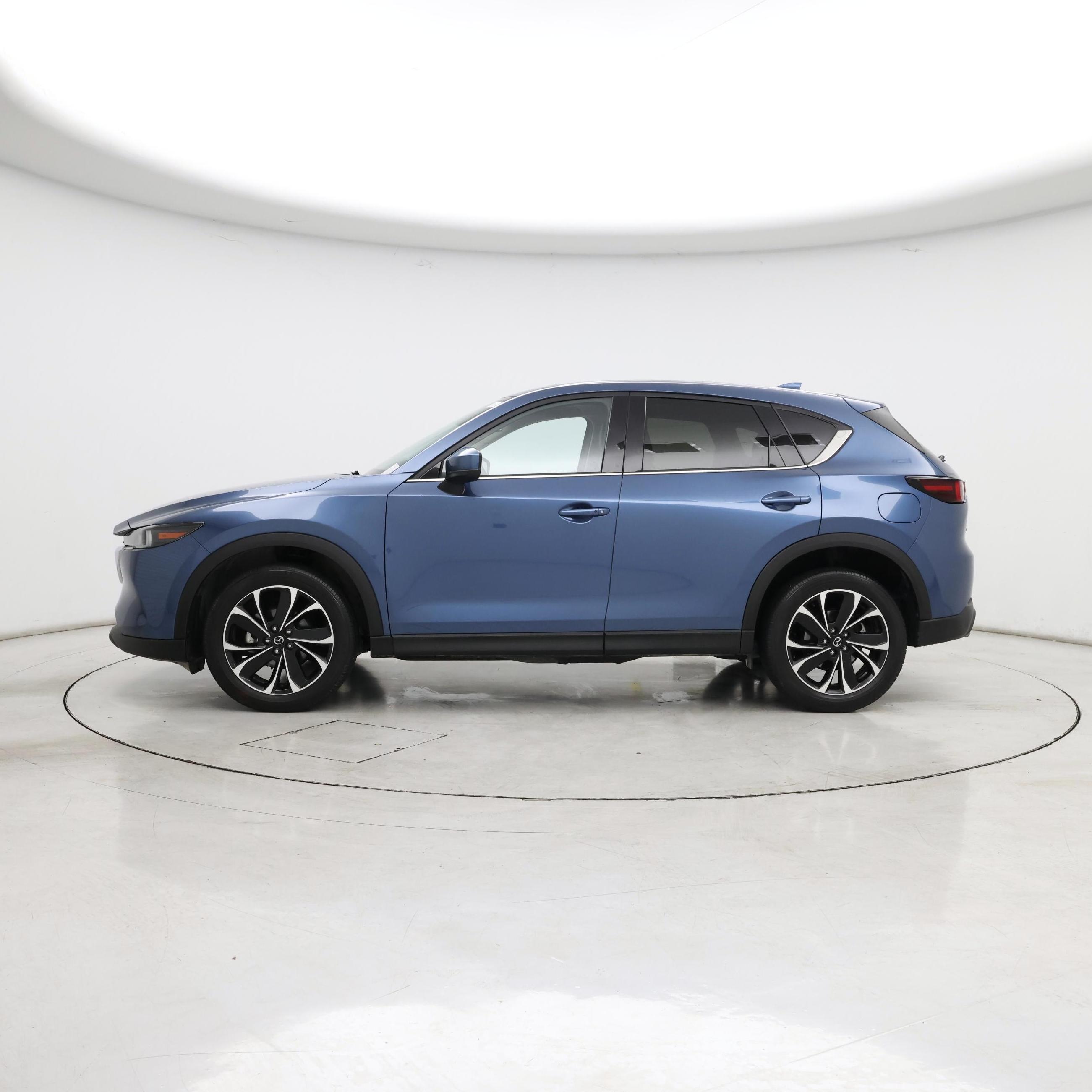 Thumbnail: 2023 Mazda CX-5 - 3