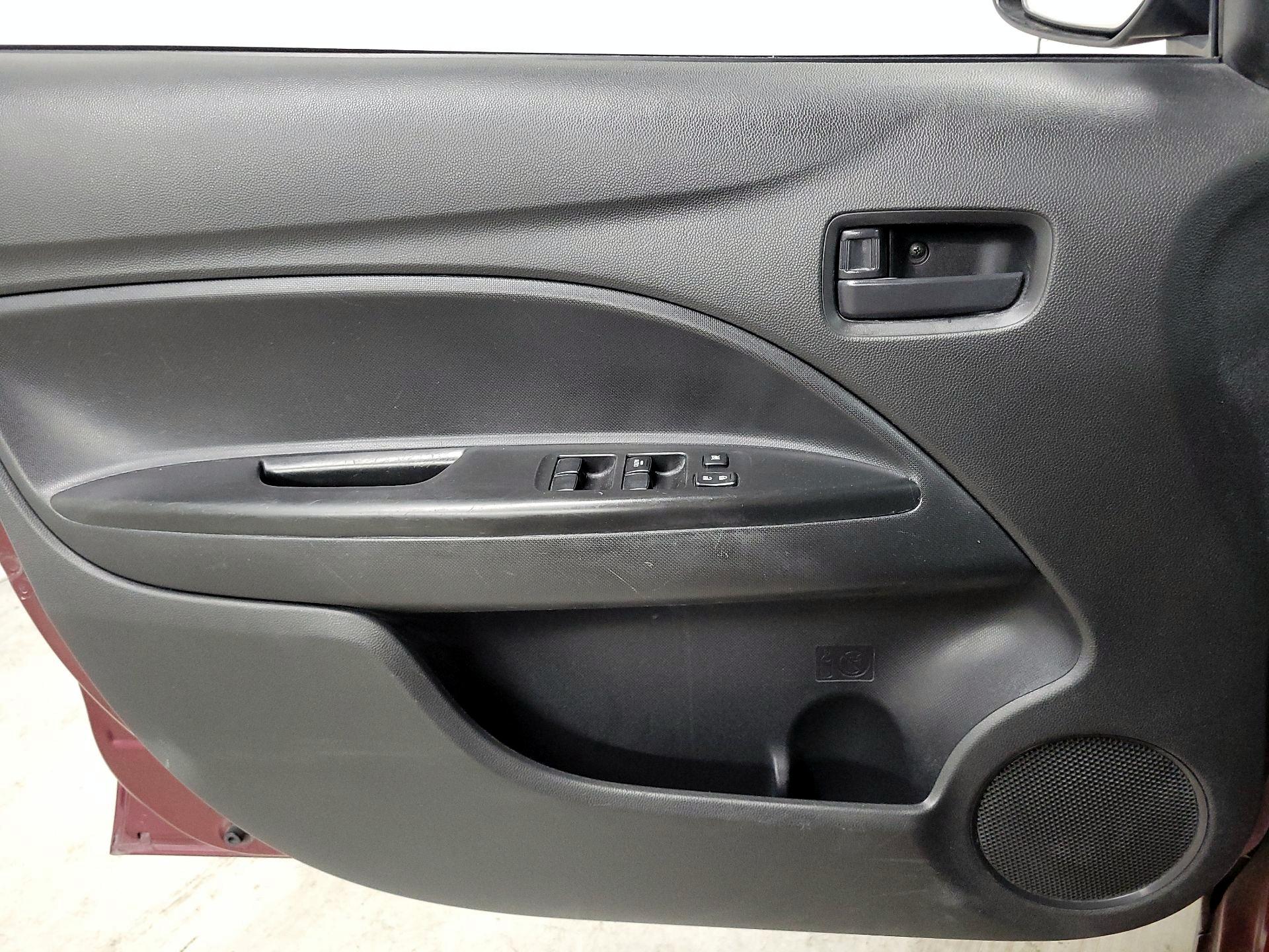 Thumbnail: 2021 Mitsubishi Mirage - 12