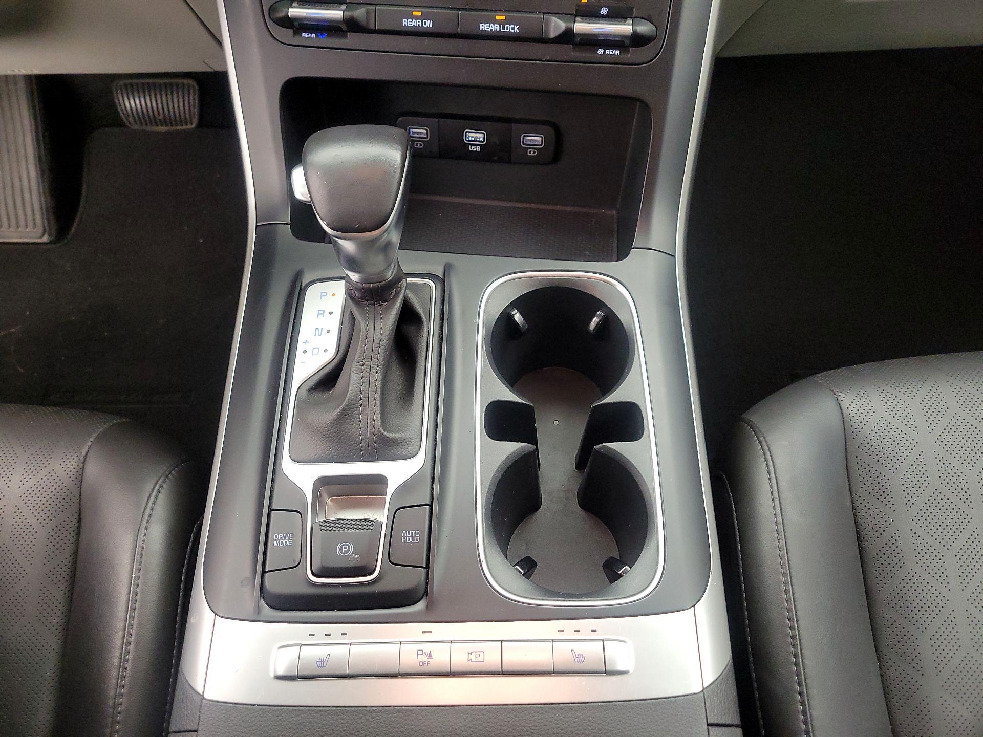 Thumbnail: 2024 Kia Carnival - 17