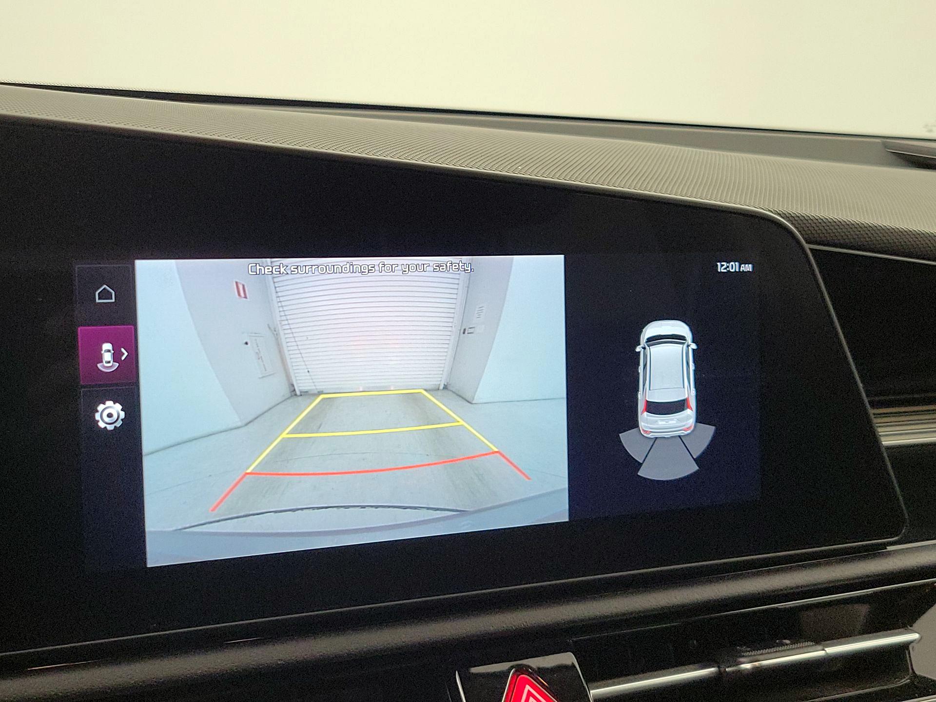 Thumbnail: 2023 Kia Niro - 15