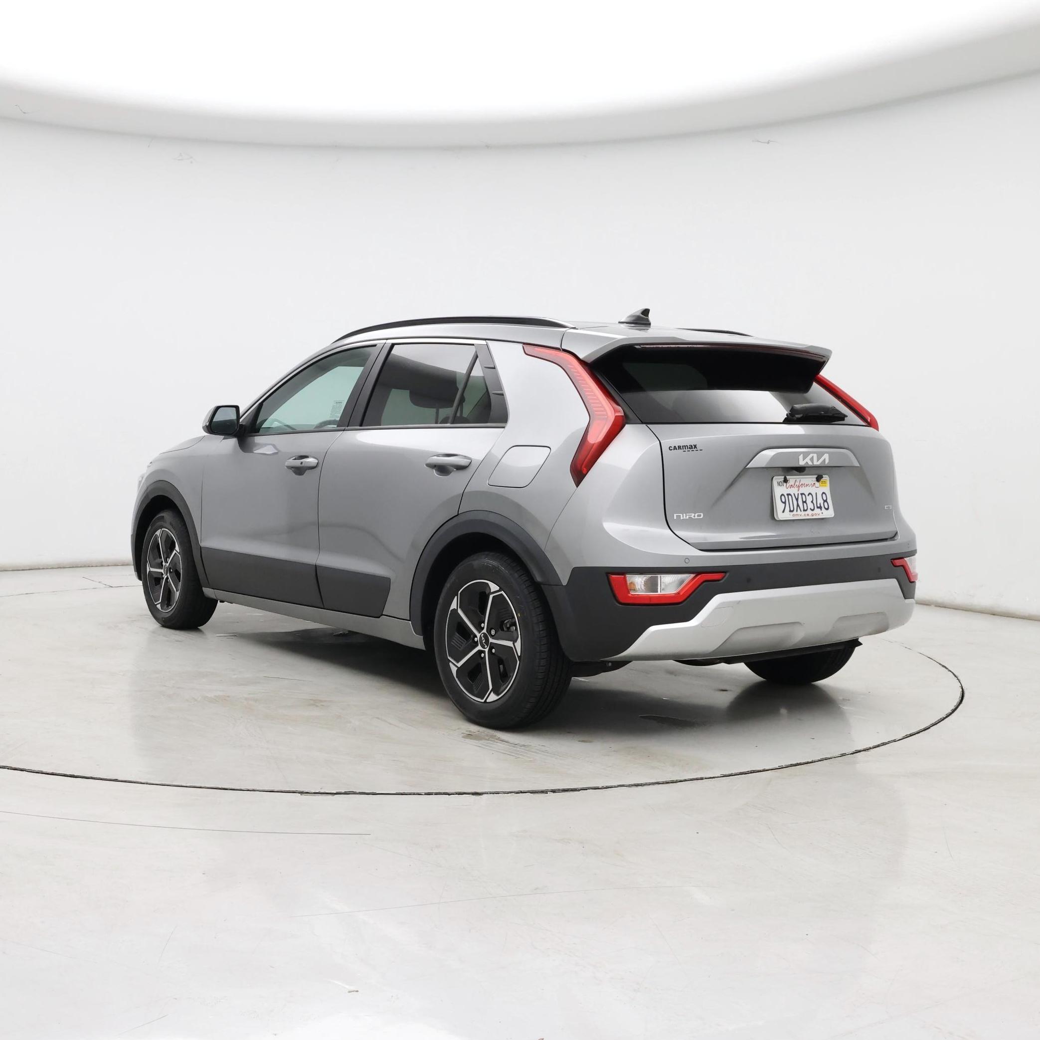 Thumbnail: 2023 Kia Niro - 2