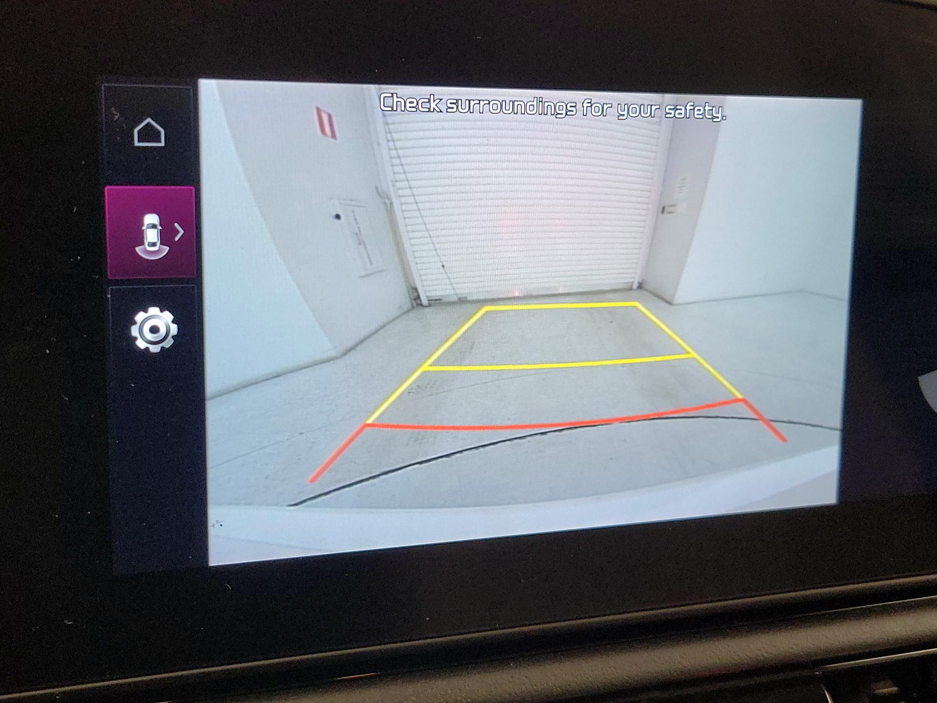 Thumbnail: 2023 Kia Niro - 15