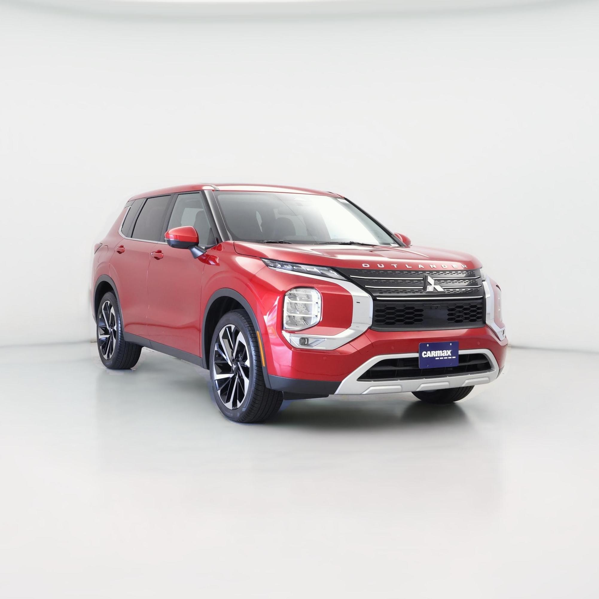 Thumbnail: 2024 Mitsubishi Outlander - 1